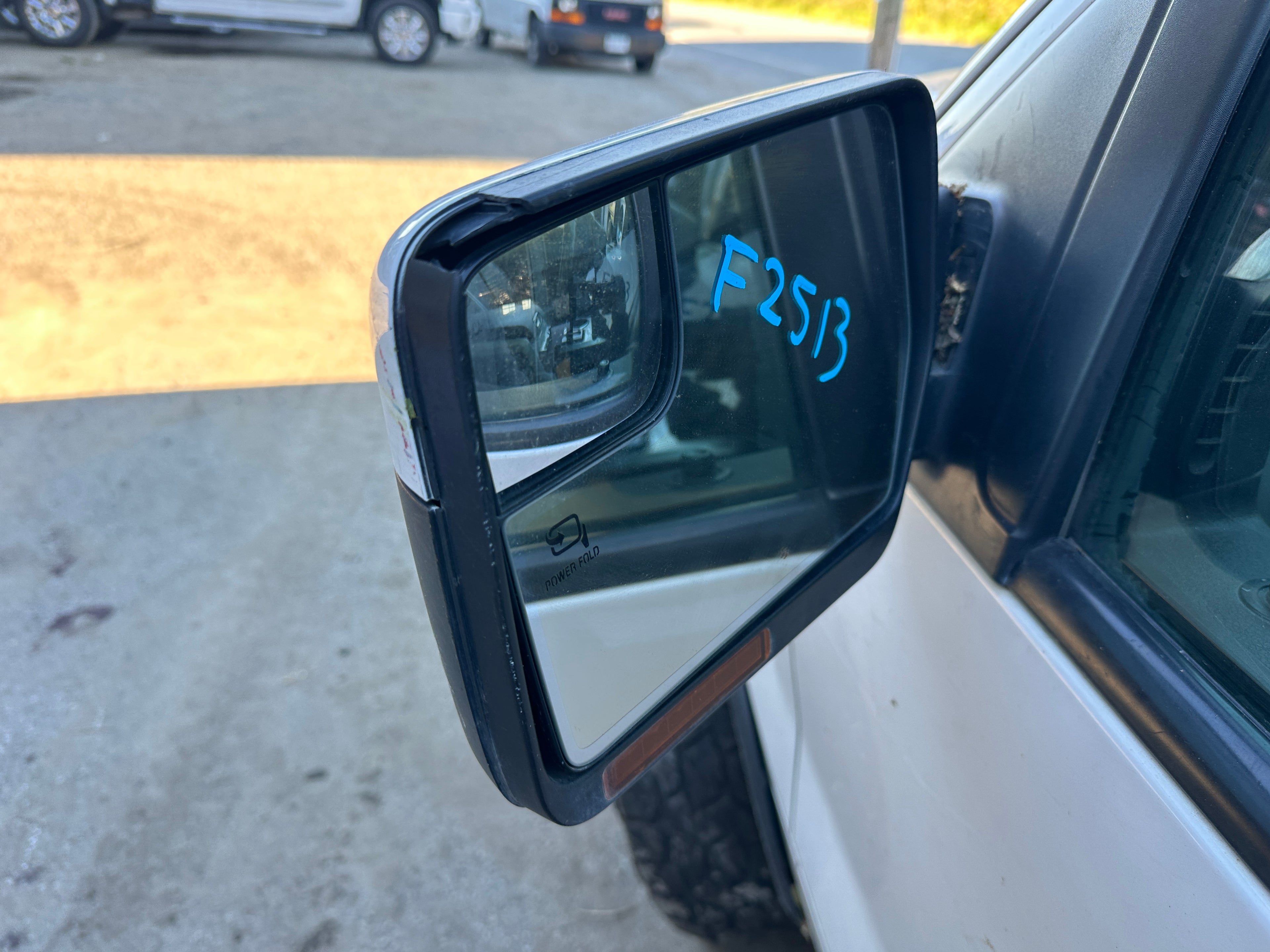 2014 Ford F-150 4x4 5.0 – F2513