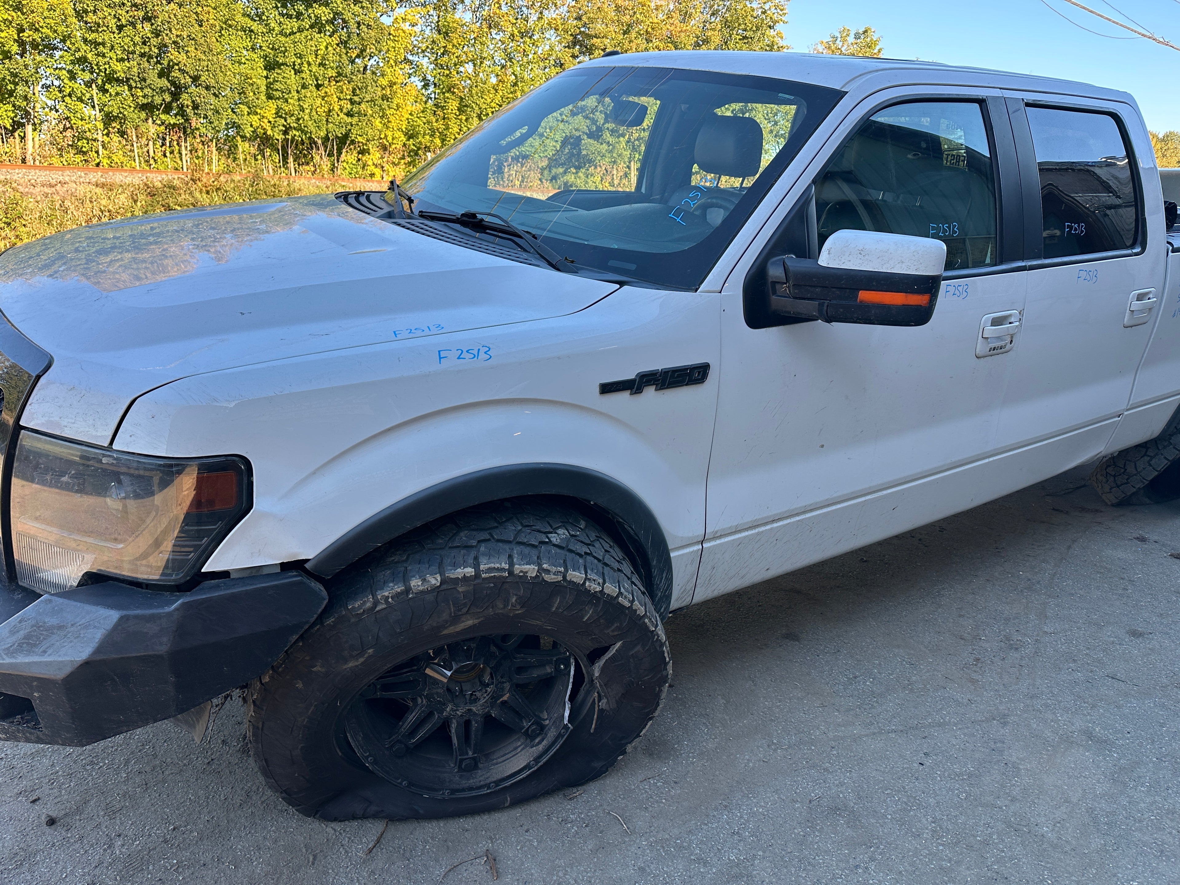 2014 Ford F-150 4x4 5.0 – F2513