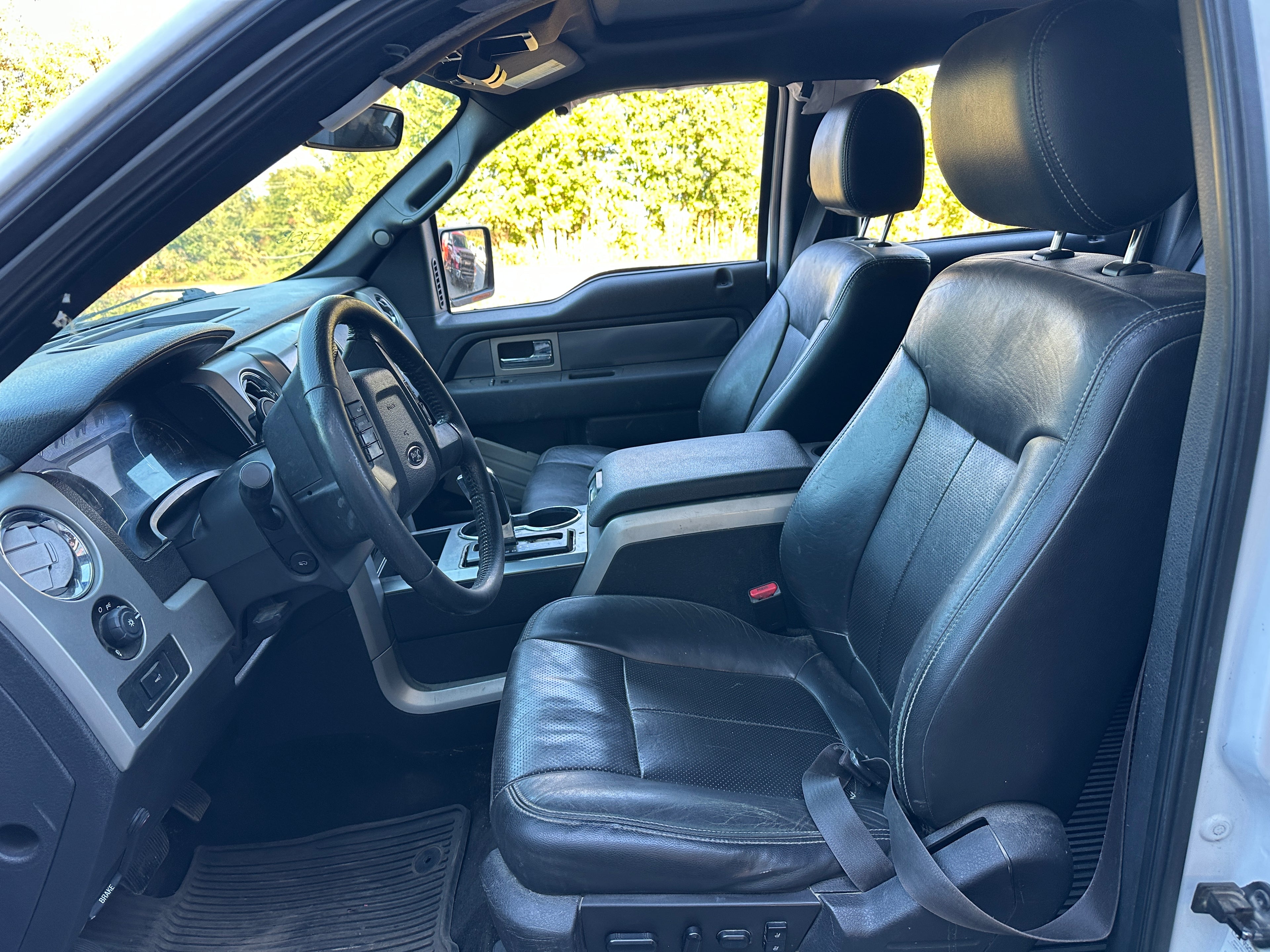 2014 Ford F-150 4x4 5.0 – F2513