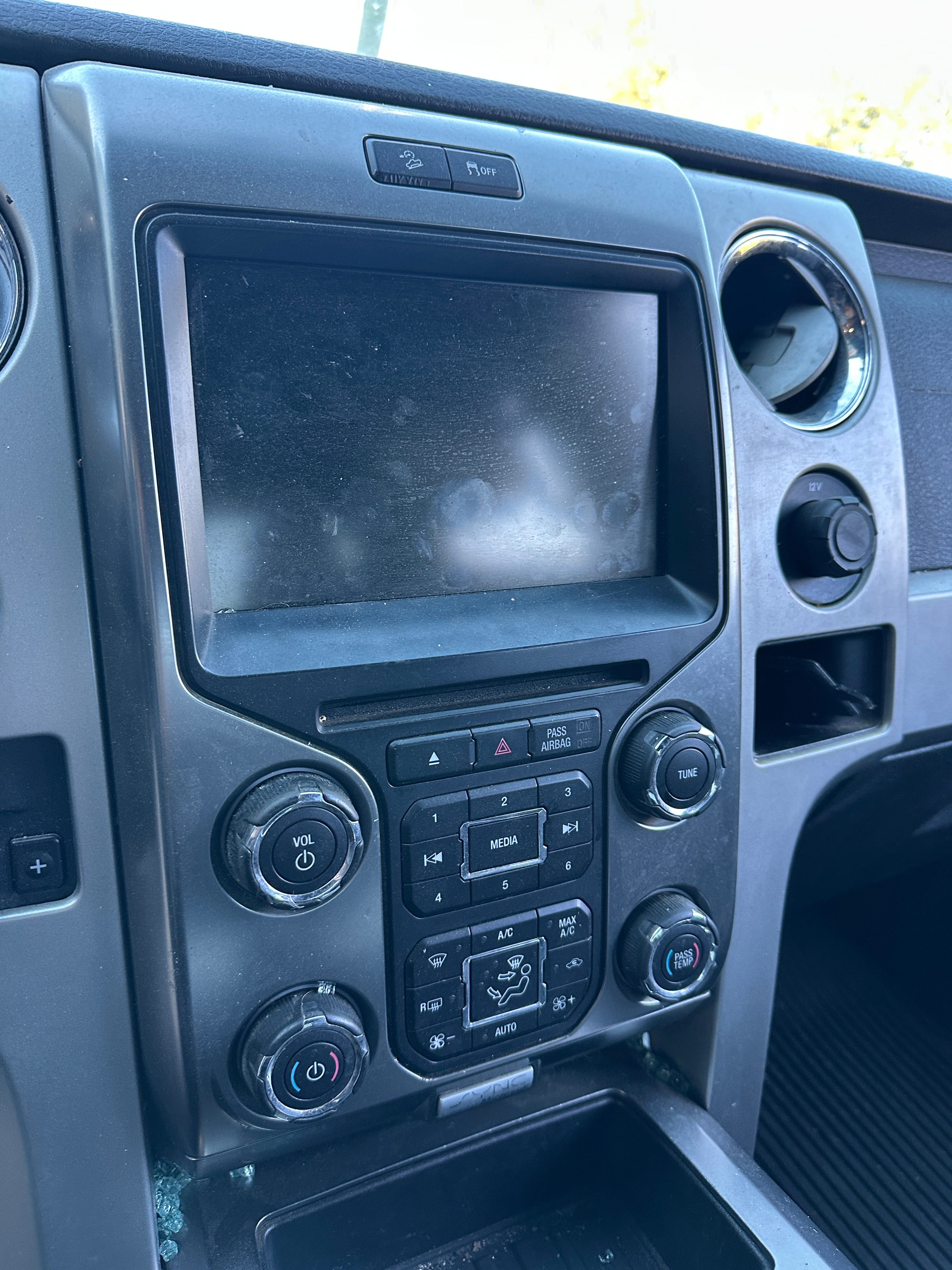 2014 Ford F-150 4x4 5.0 – F2513