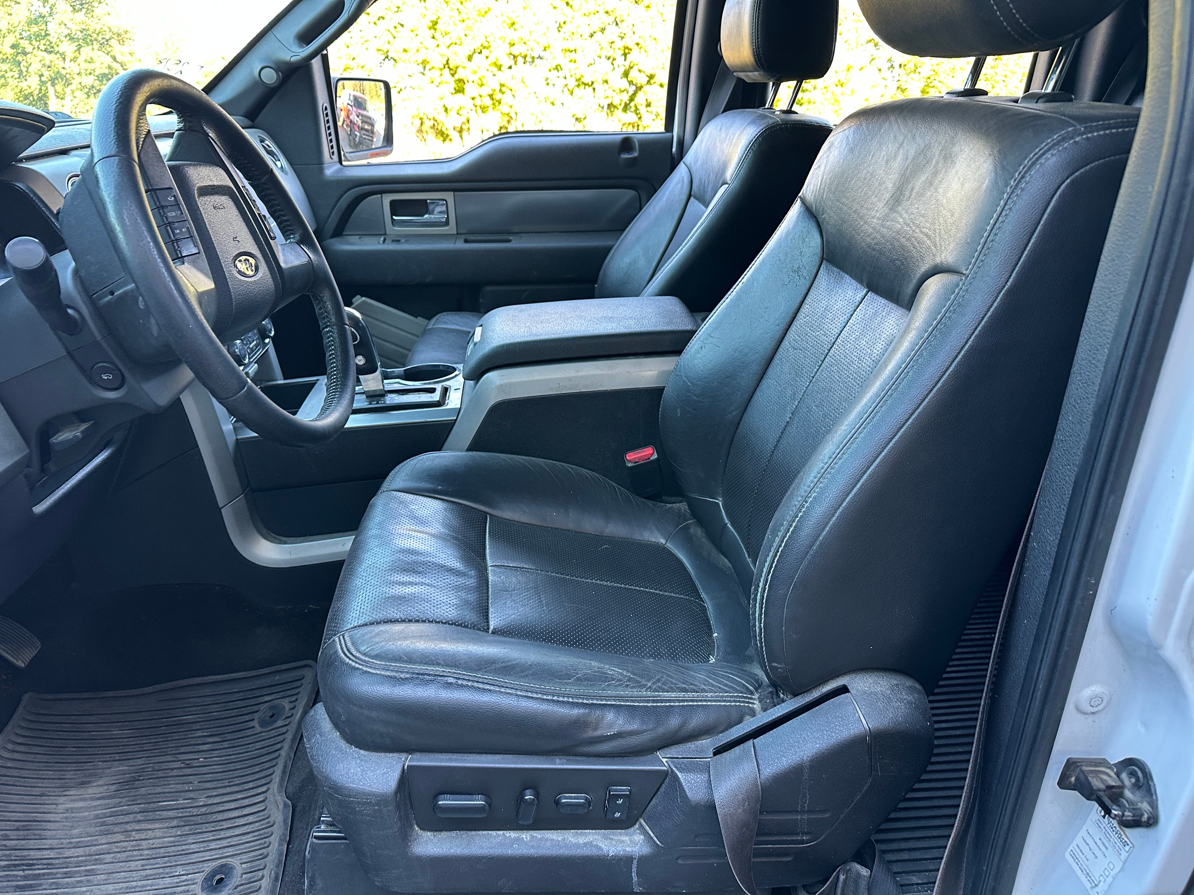2014 Ford F-150 4x4 5.0 – F2513