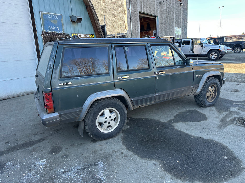 1992 Jeep Cherokee XJ 4.0 – J2505