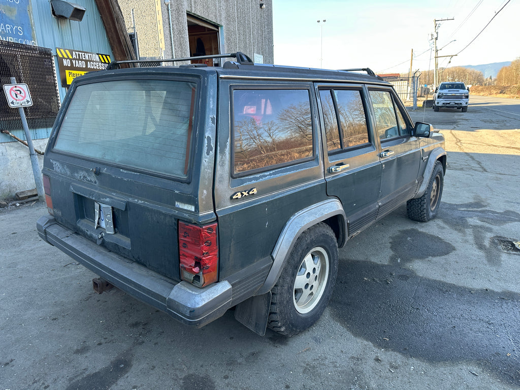 1992 Jeep Cherokee XJ 4.0 – J2505
