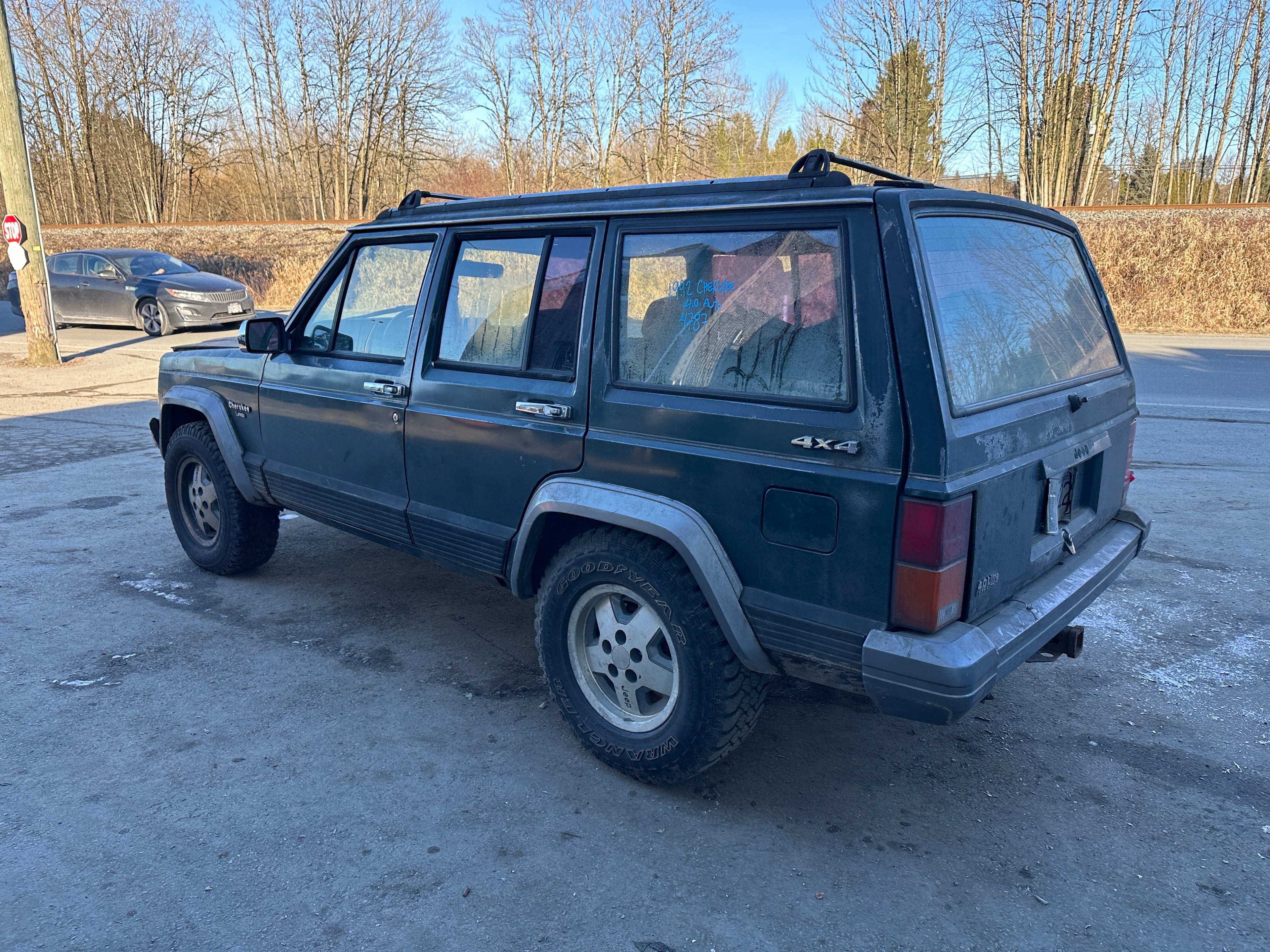 1992 Jeep Cherokee XJ 4.0 – J2505