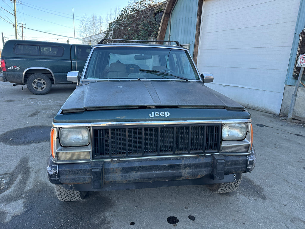 1992 Jeep Cherokee XJ 4.0 – J2505