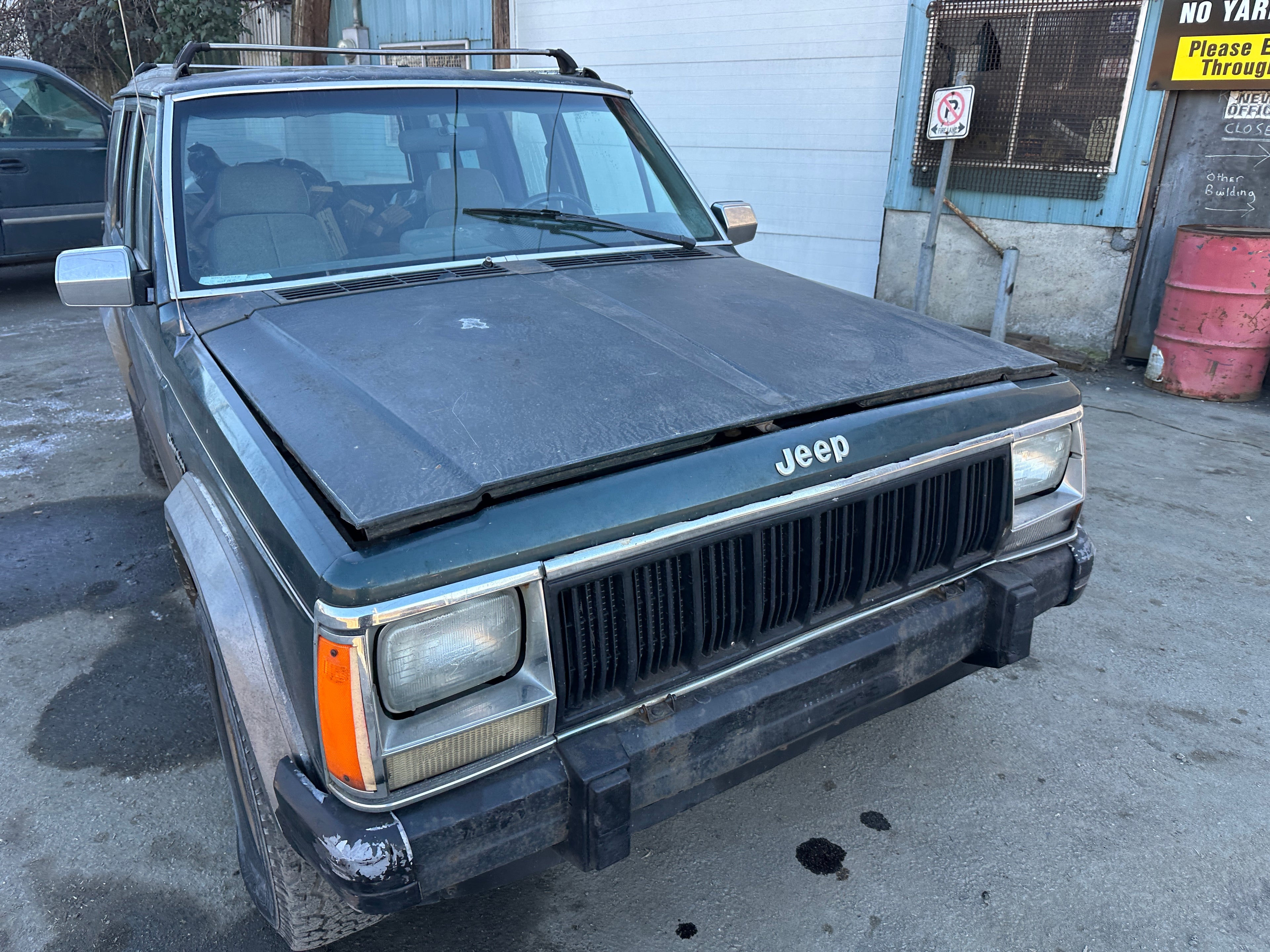 1992 Jeep Cherokee XJ 4.0 – J2505