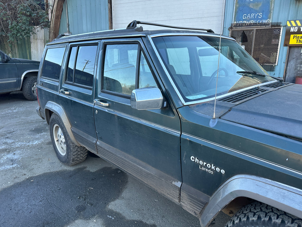 1992 Jeep Cherokee XJ 4.0 – J2505