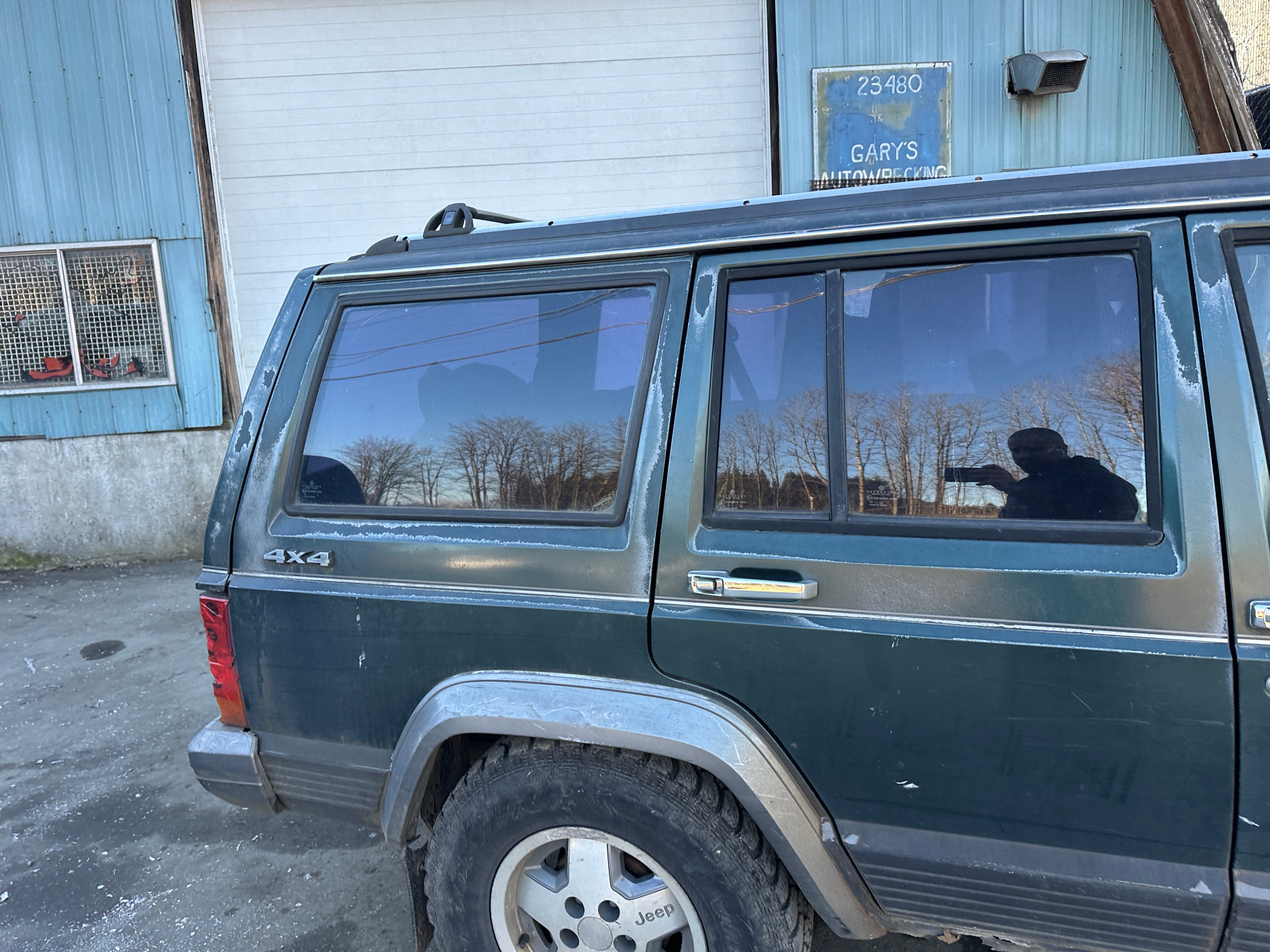 1992 Jeep Cherokee XJ 4.0 – J2505