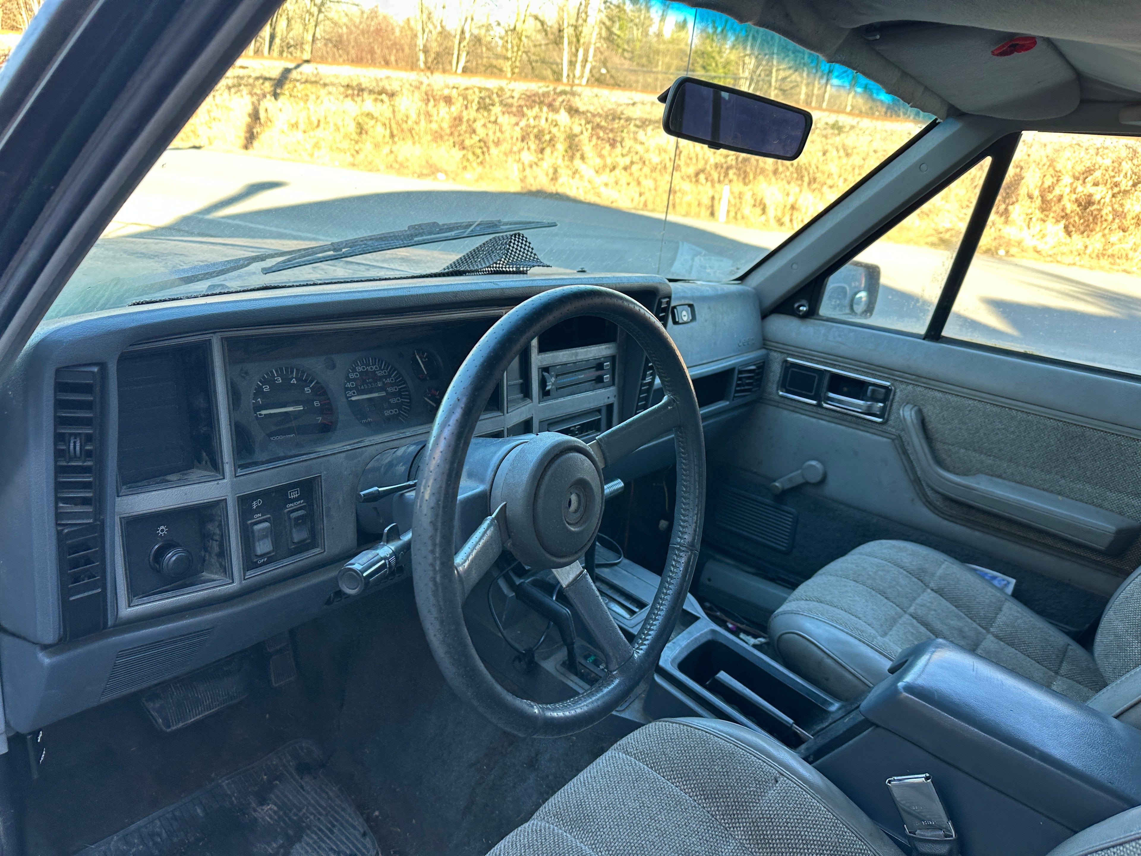 1992 Jeep Cherokee XJ 4.0 – J2505
