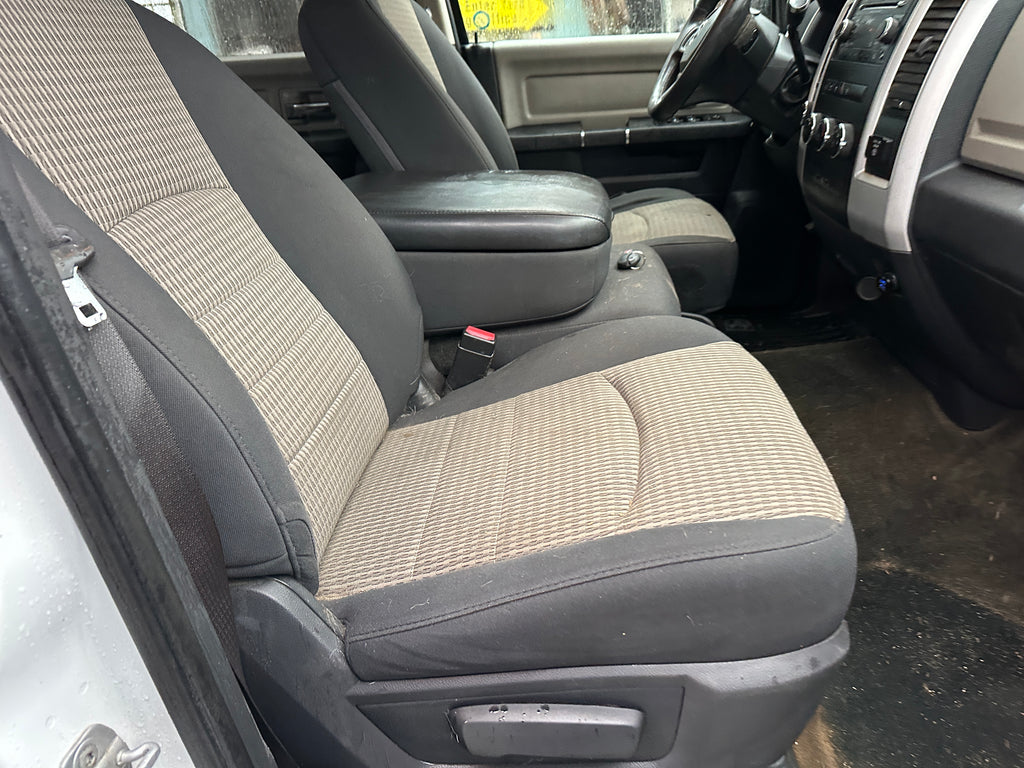 2012 Dodge Ram 3500 SLT 6.7 Cummins – D2602