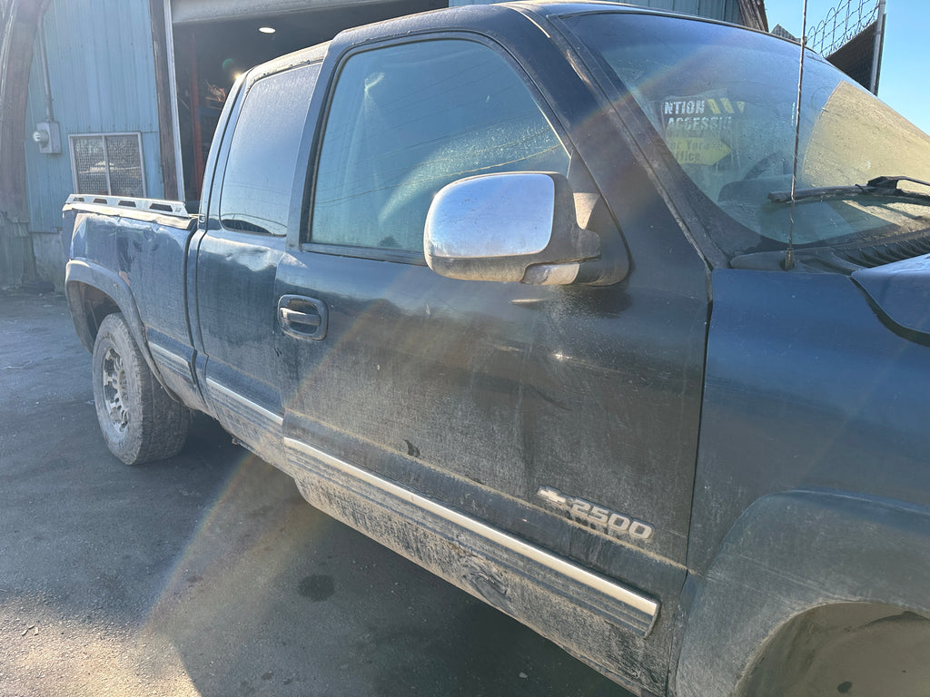 2002 Chevy Silverado 2500 6.6L LB7 – C2505