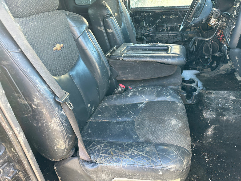 2002 Chevy Silverado 2500 6.6L LB7 – C2505