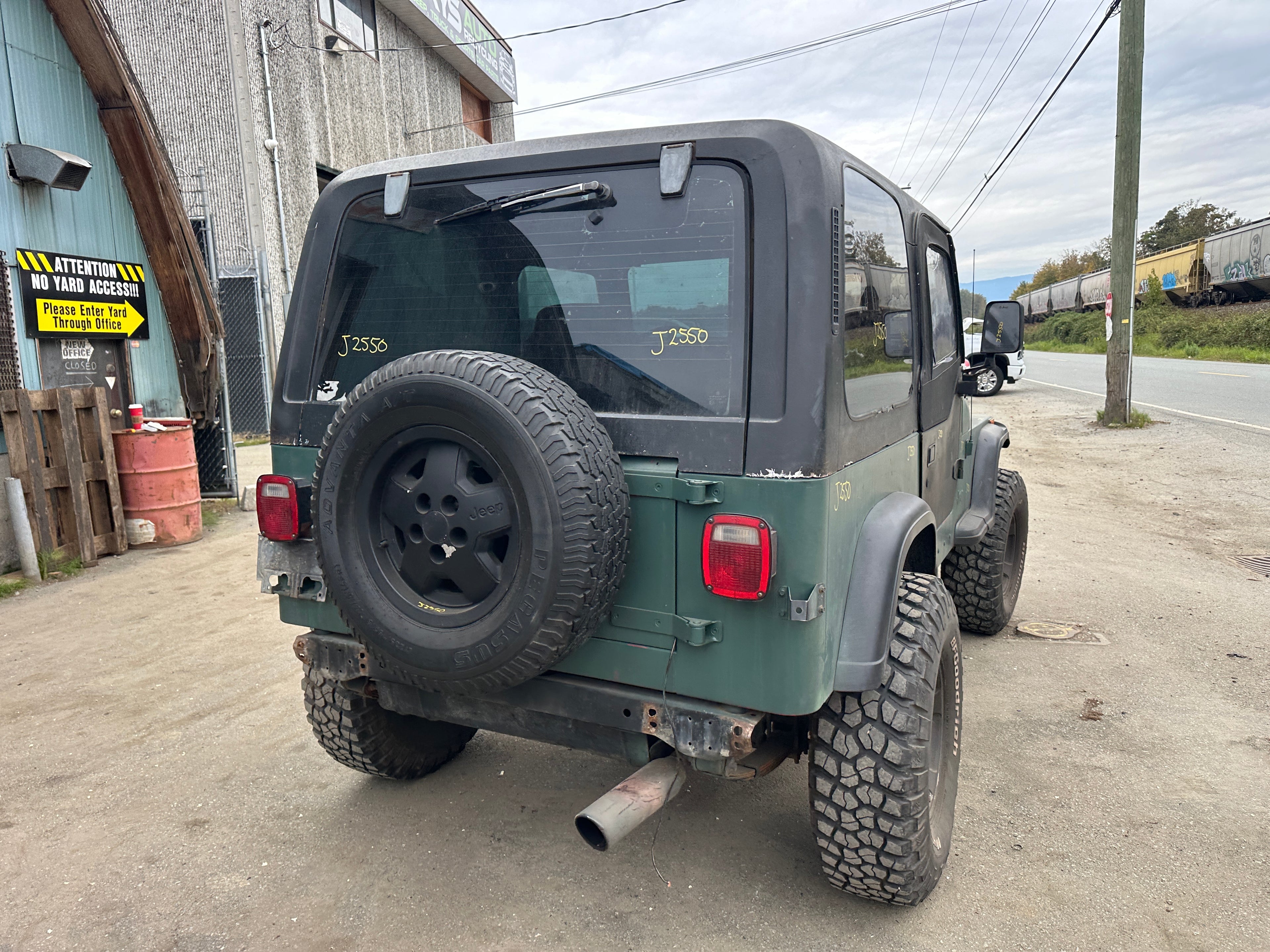 1993 Jeep Wrangler YJ 2.5 – J2550