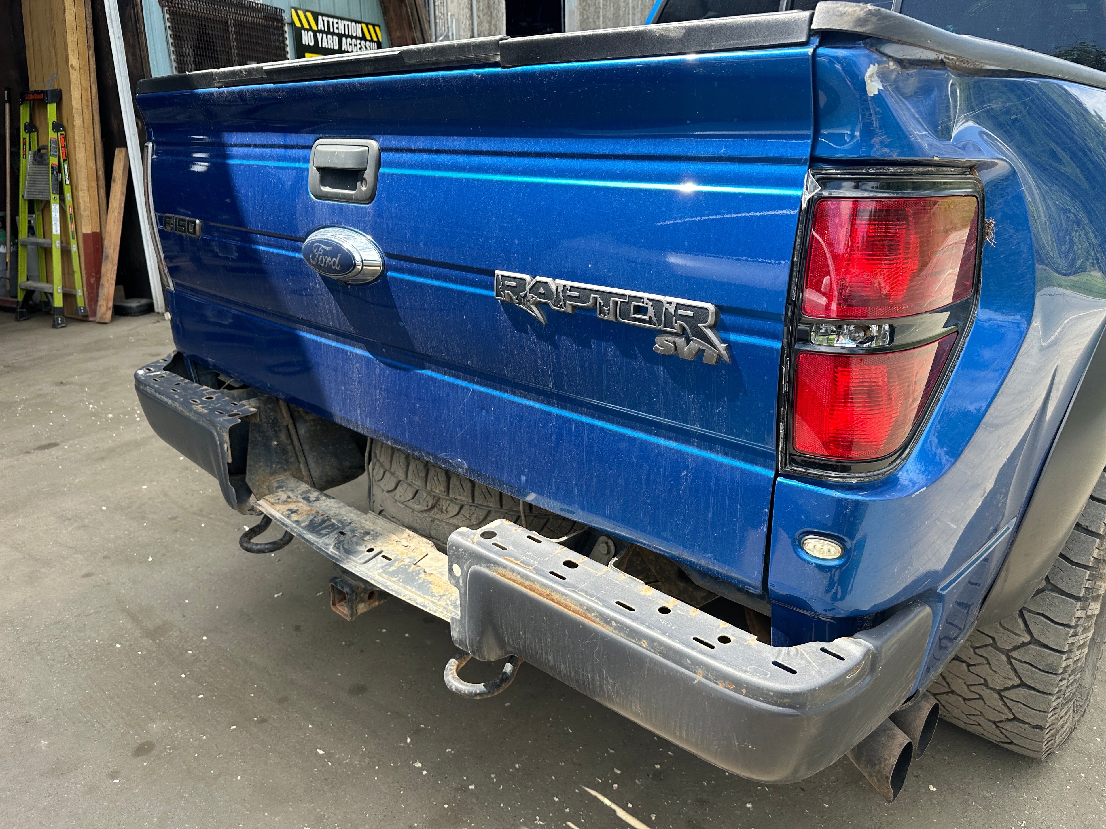 2010 Ford F-150 Raptor – F2505