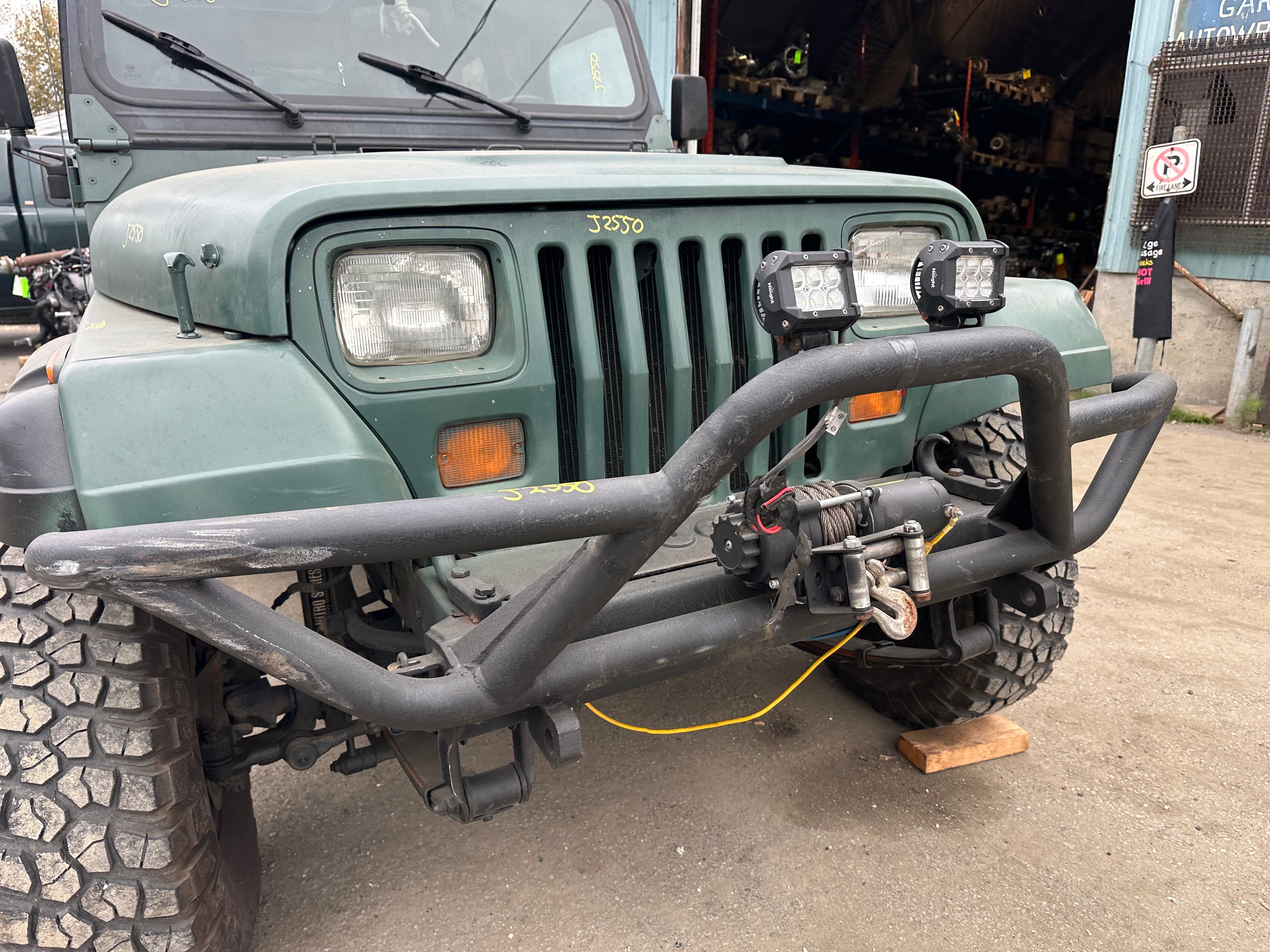 1993 Jeep Wrangler YJ 2.5 – J2550
