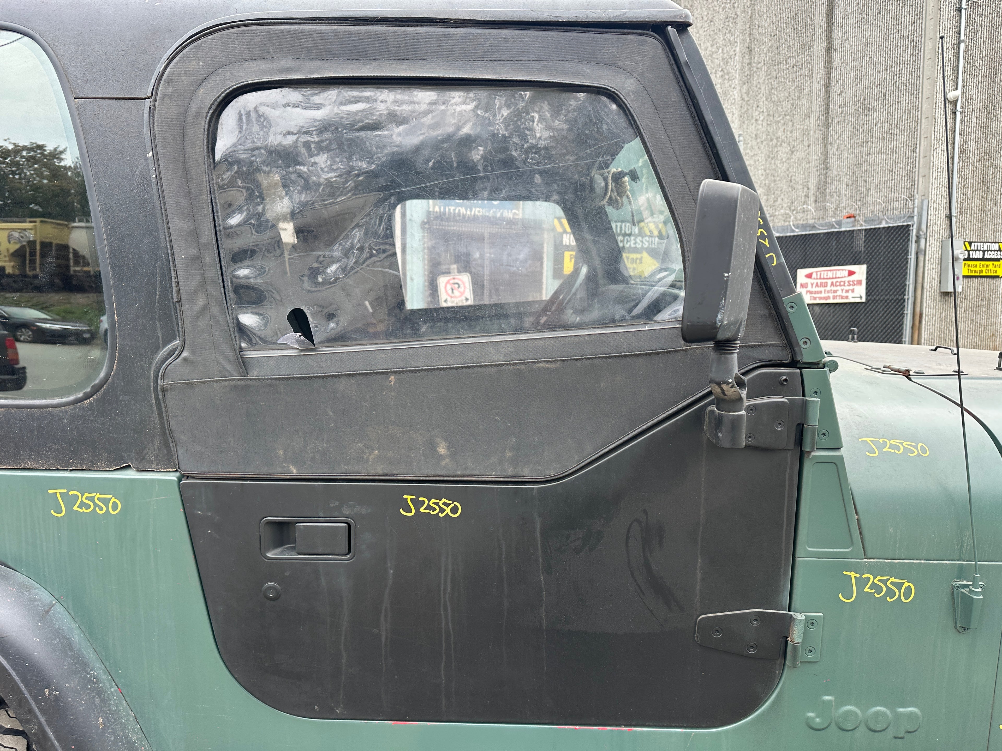 1993 Jeep Wrangler YJ 2.5 – J2550
