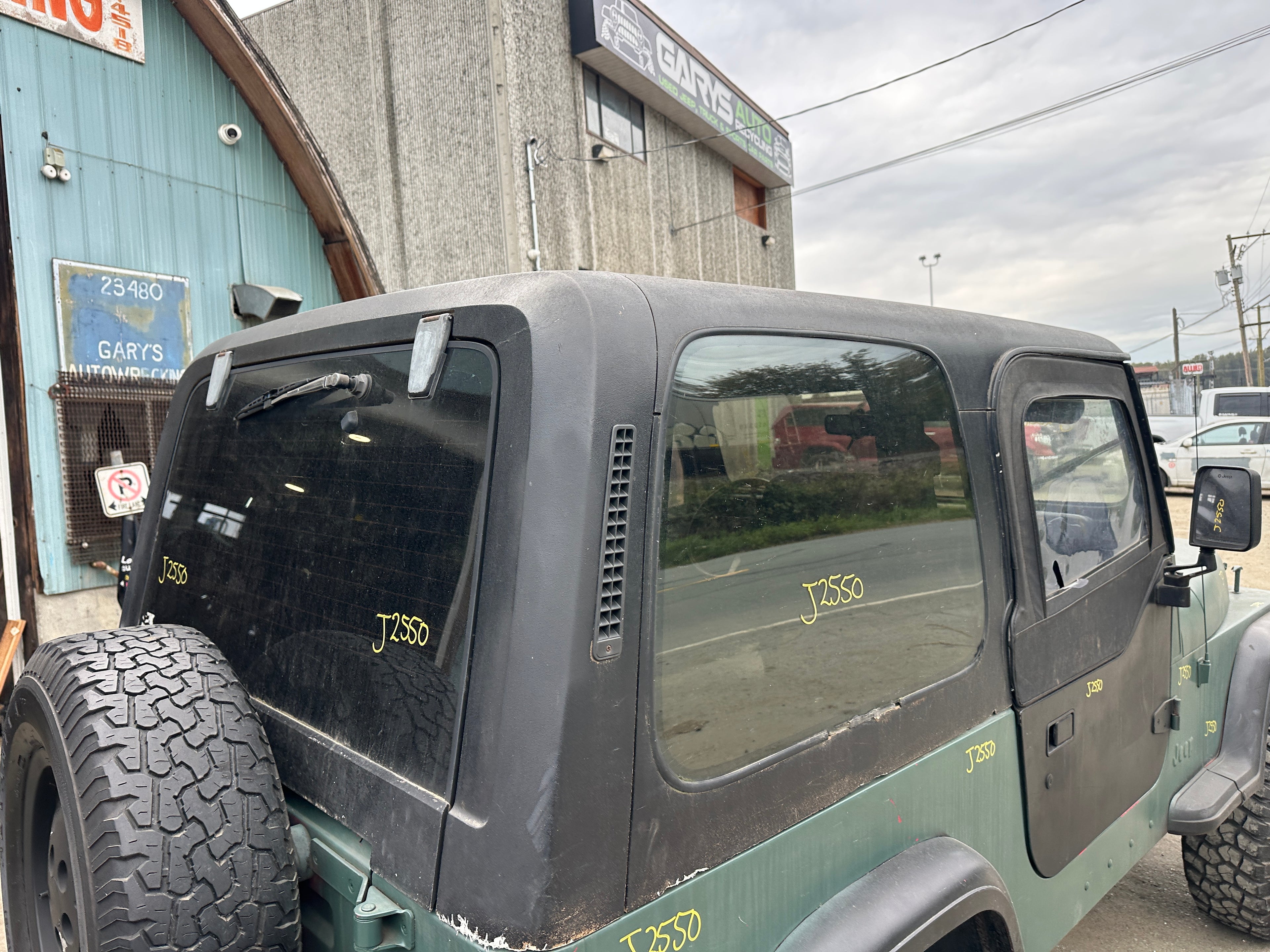 1993 Jeep Wrangler YJ 2.5 – J2550