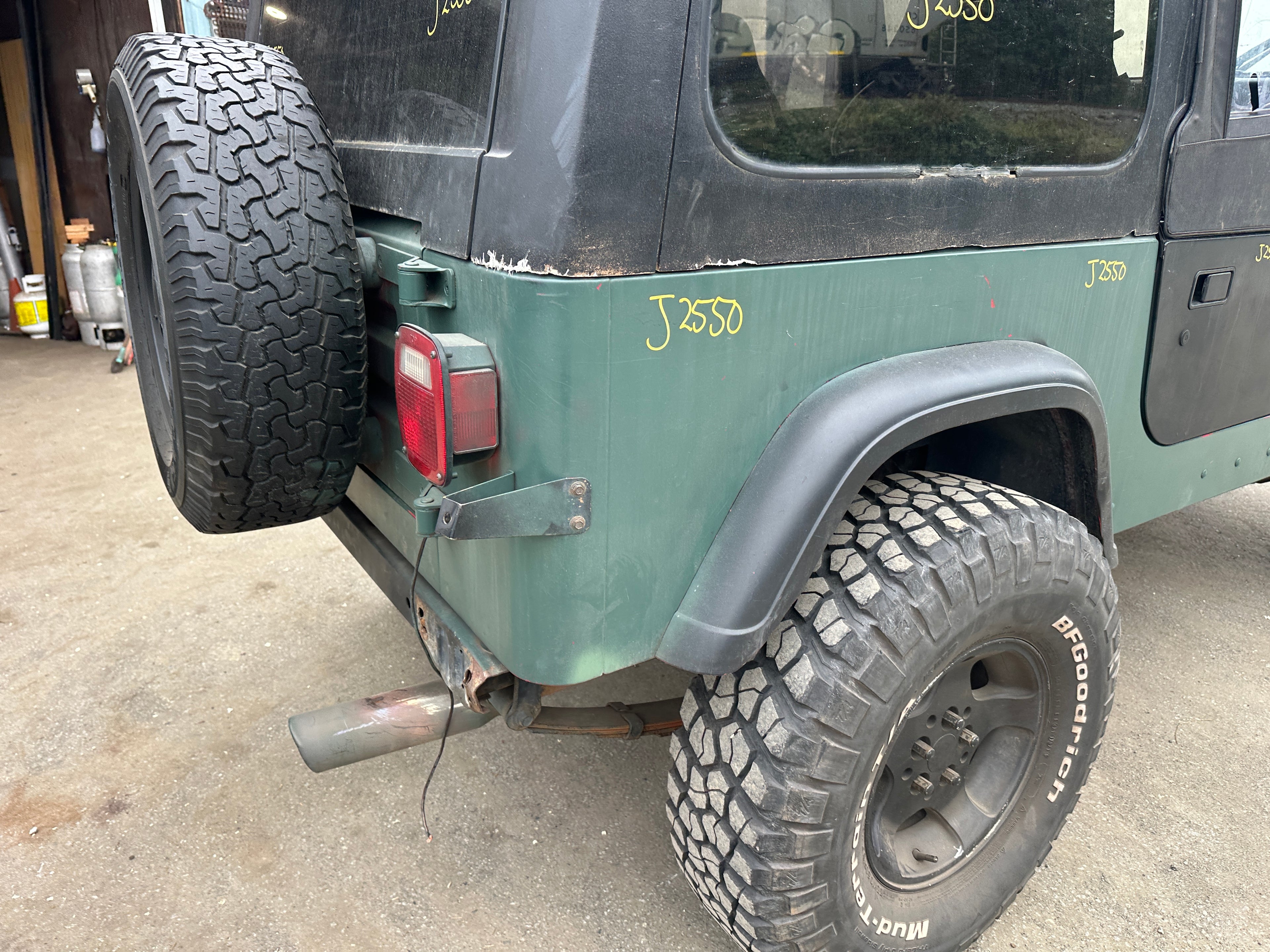 1993 Jeep Wrangler YJ 2.5 – J2550