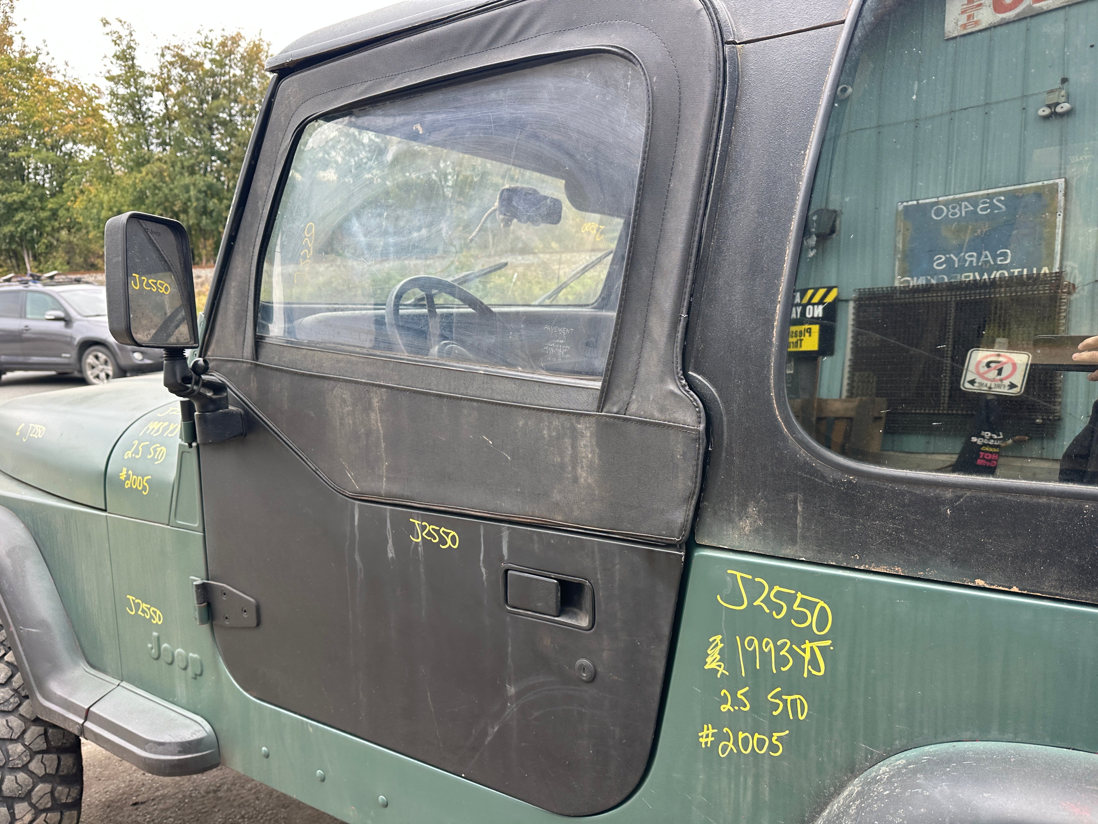 1993 Jeep Wrangler YJ 2.5 – J2550