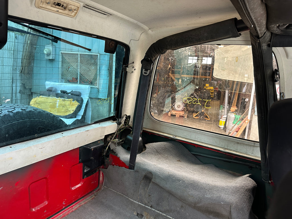 1993 Jeep Wrangler YJ 2.5 – J2550