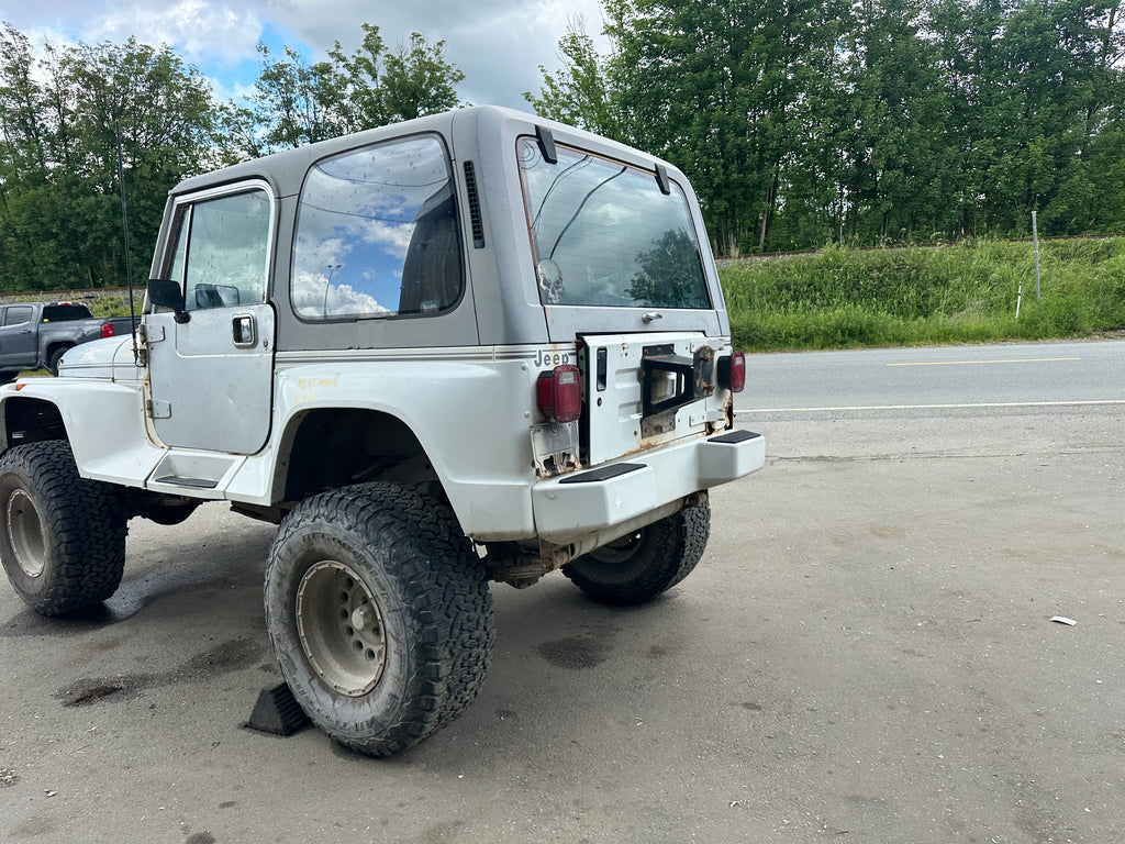 1992 Jeep Wrangler YJ – J2527