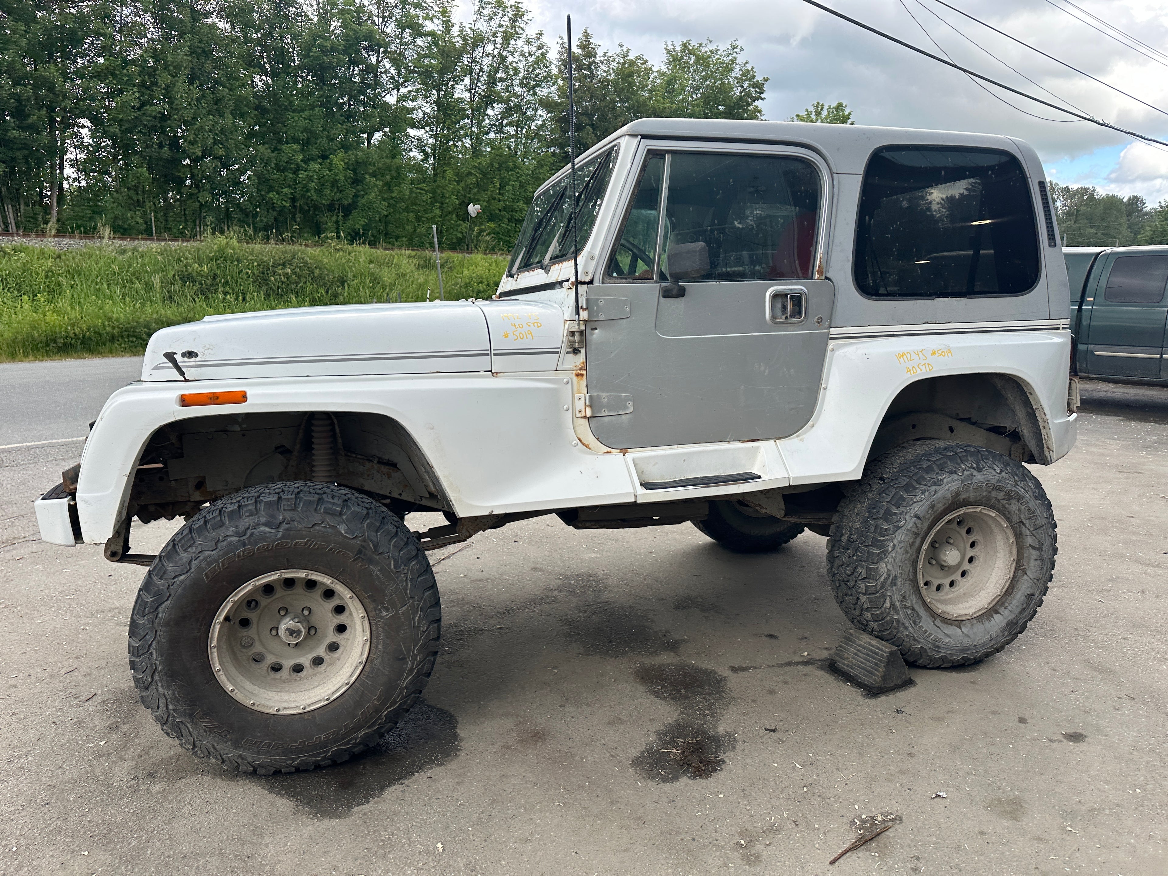 1992 Jeep Wrangler YJ – J2527