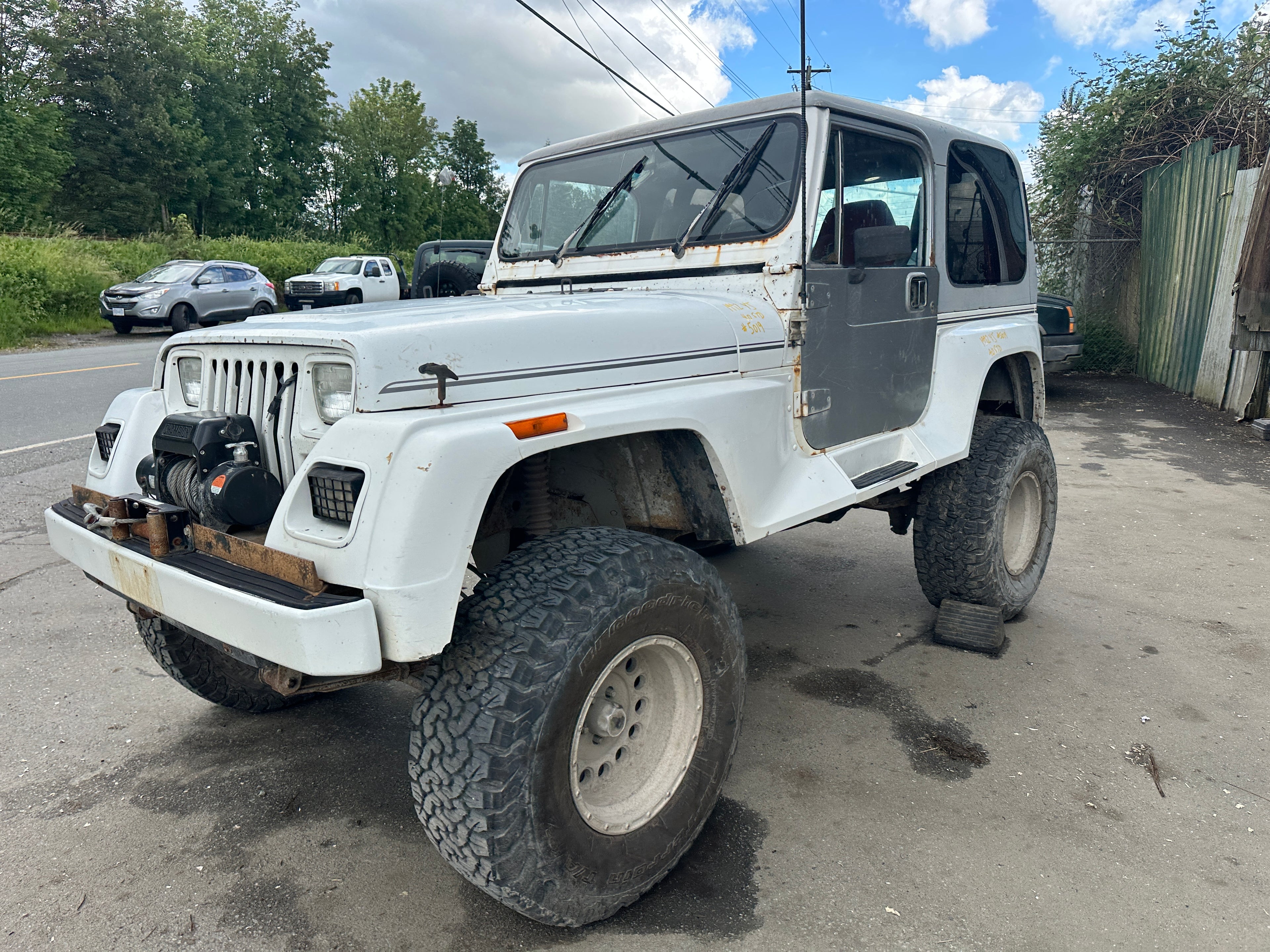 1992 Jeep Wrangler YJ – J2527