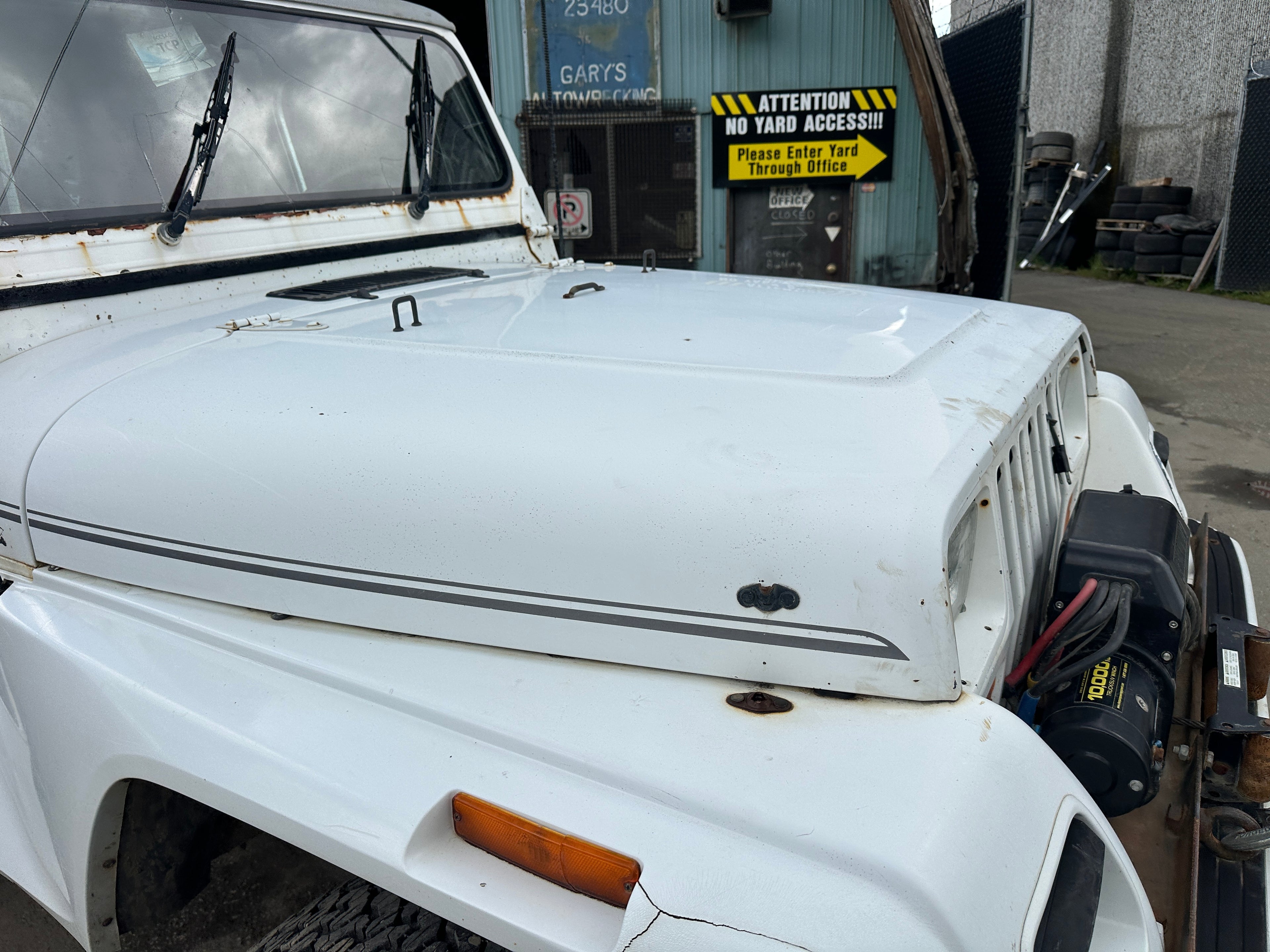 1992 Jeep Wrangler YJ – J2527