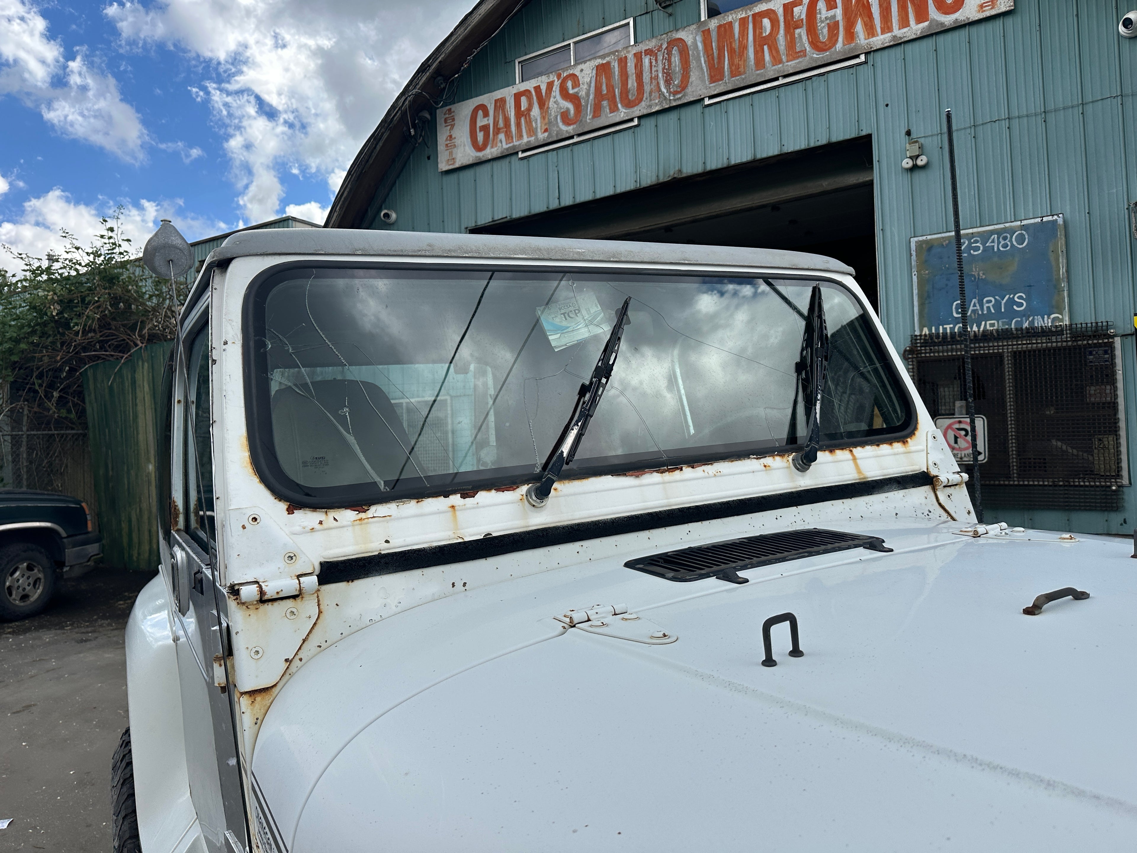 1992 Jeep Wrangler YJ – J2527