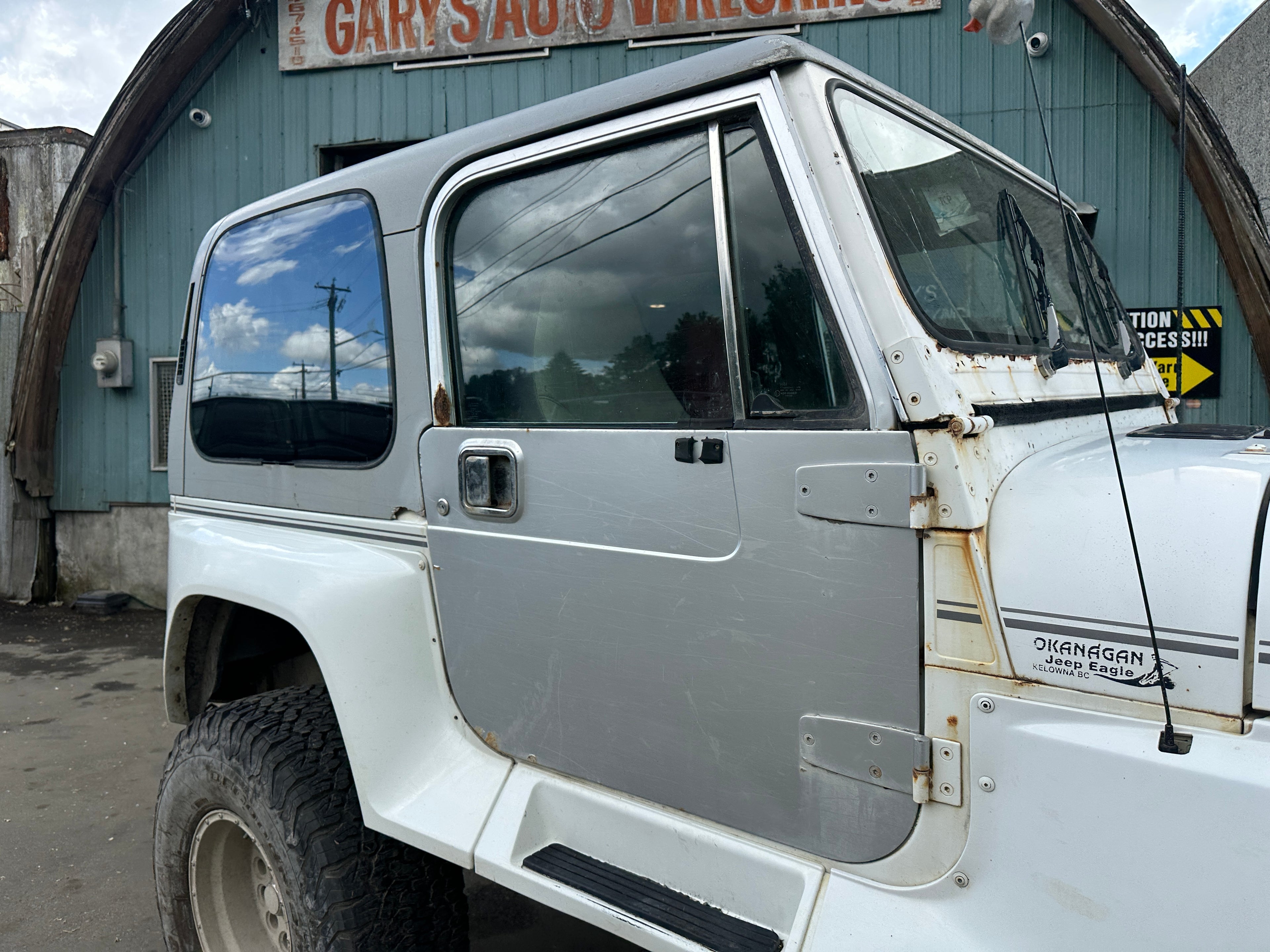 1992 Jeep Wrangler YJ – J2527