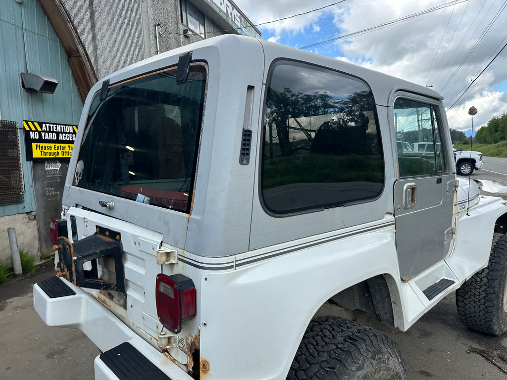 1992 Jeep Wrangler YJ – J2527
