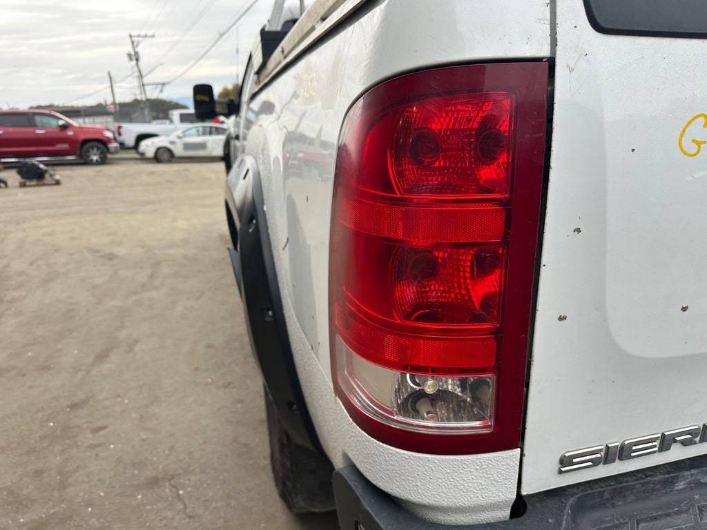 2012 GMC Sierra K3500 SLE 6.6 LML Duramax – G2526