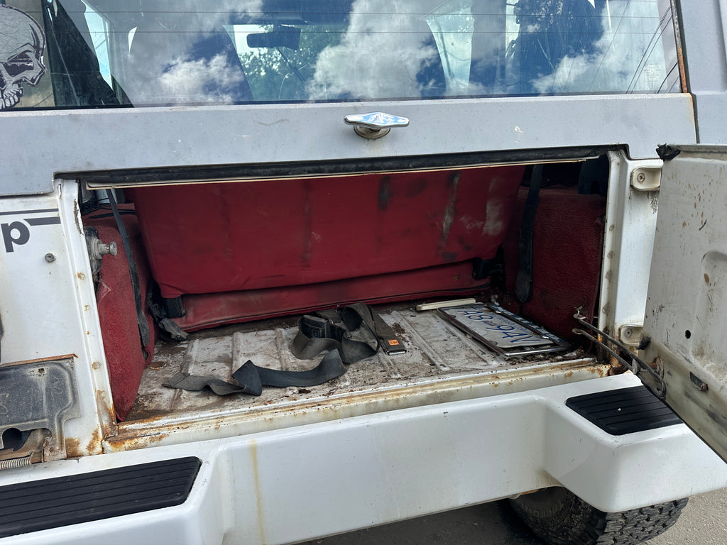 1992 Jeep Wrangler YJ – J2527