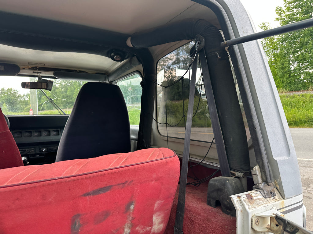 1992 Jeep Wrangler YJ – J2527