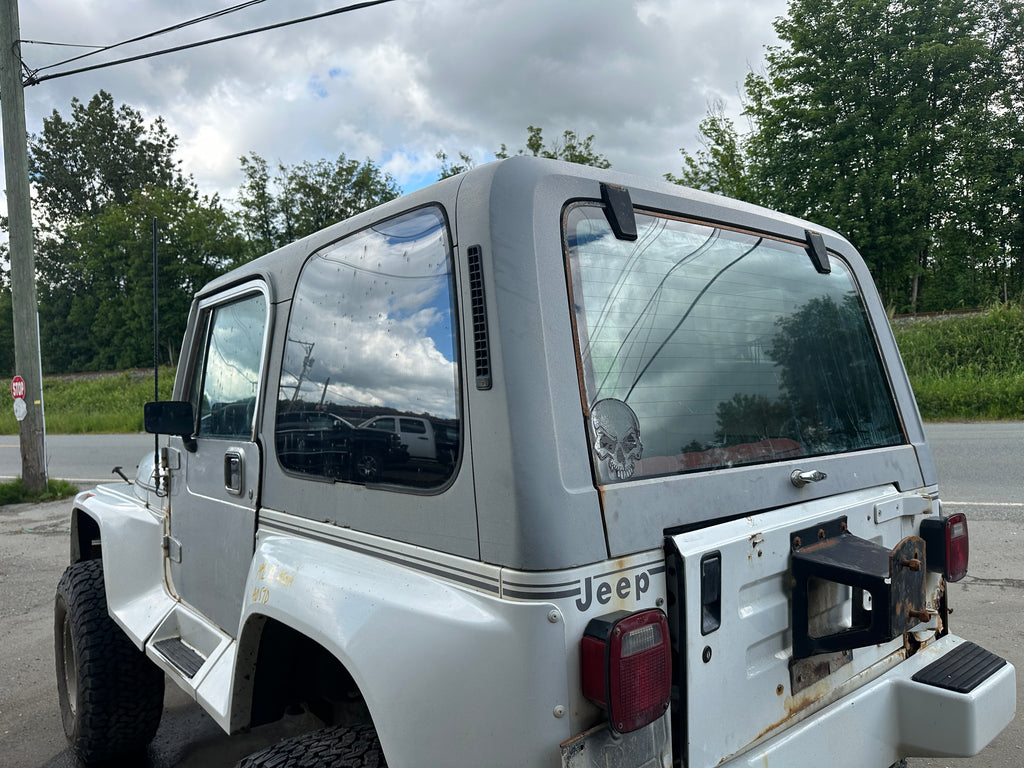 1992 Jeep Wrangler YJ – J2527