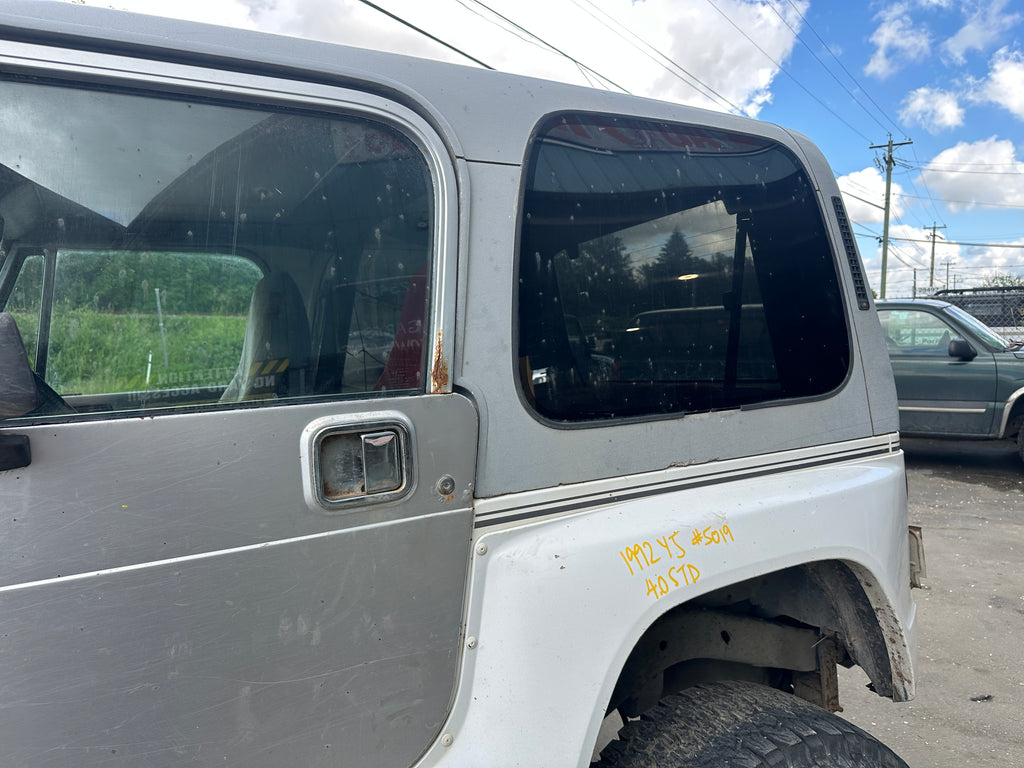1992 Jeep Wrangler YJ – J2527