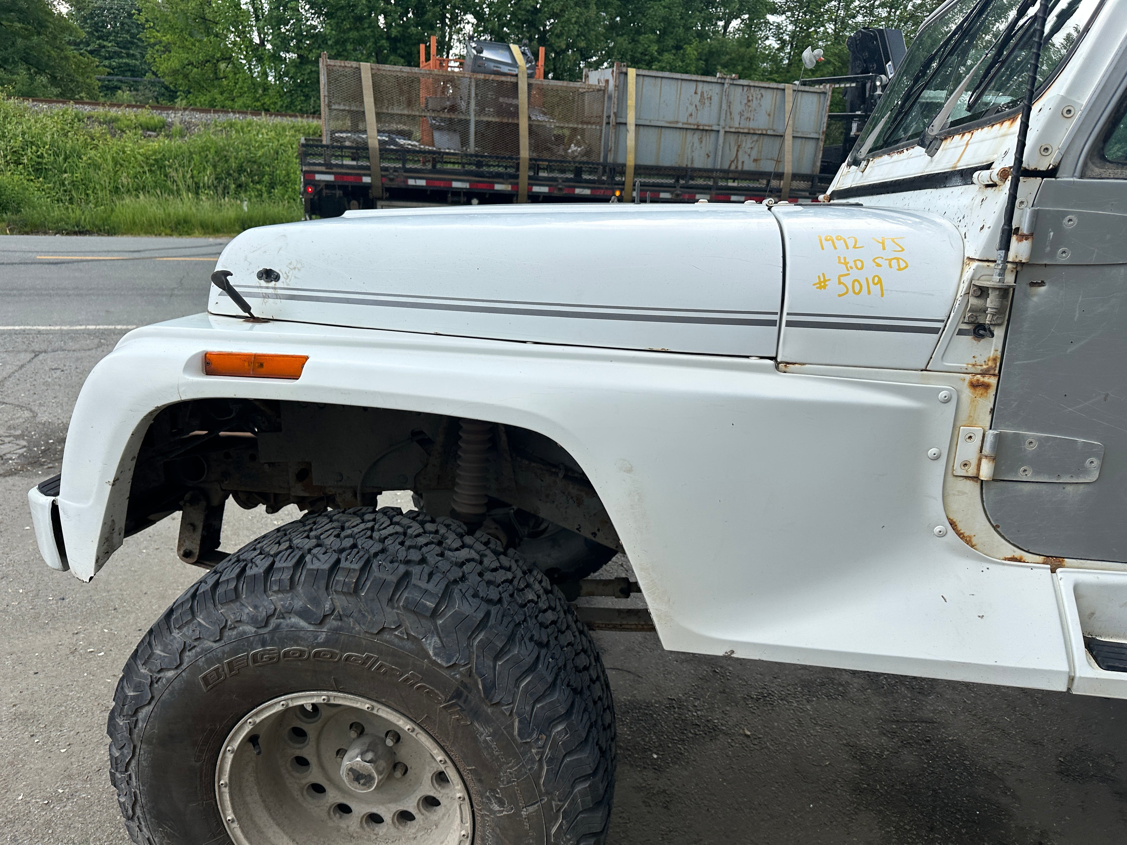 1992 Jeep Wrangler YJ – J2527