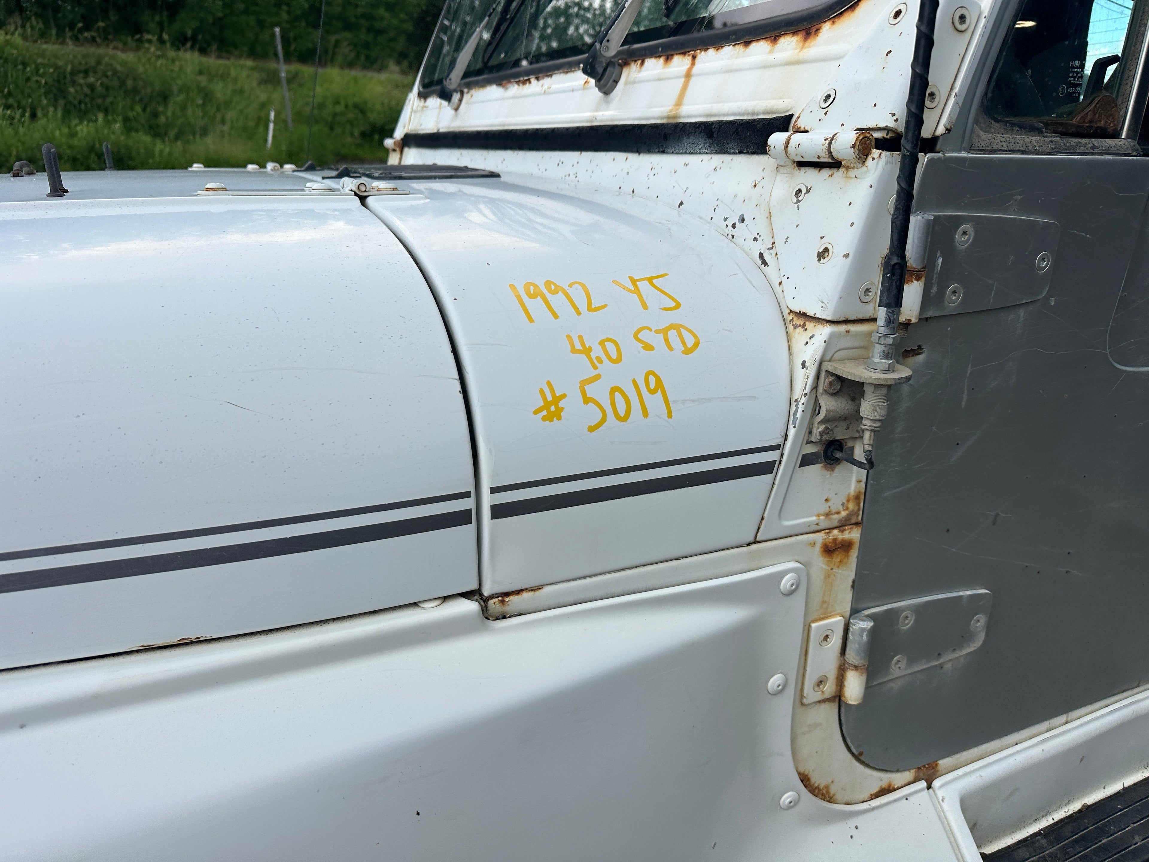 1992 Jeep Wrangler YJ – J2527