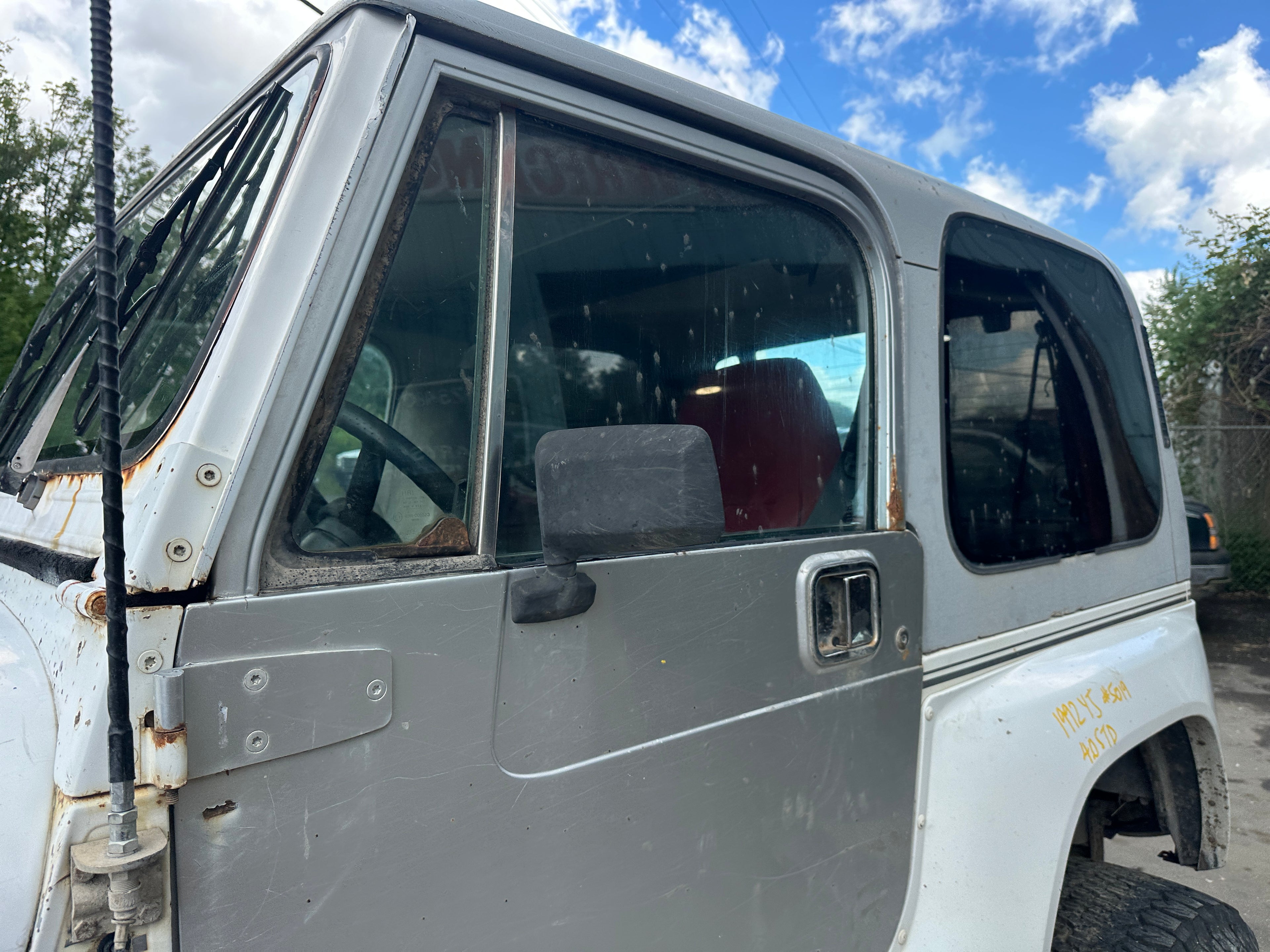 1992 Jeep Wrangler YJ – J2527