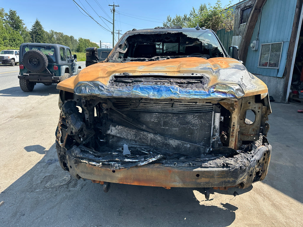 2024 GMC Sierra 3500 Denali 6.6 L5P – G2520