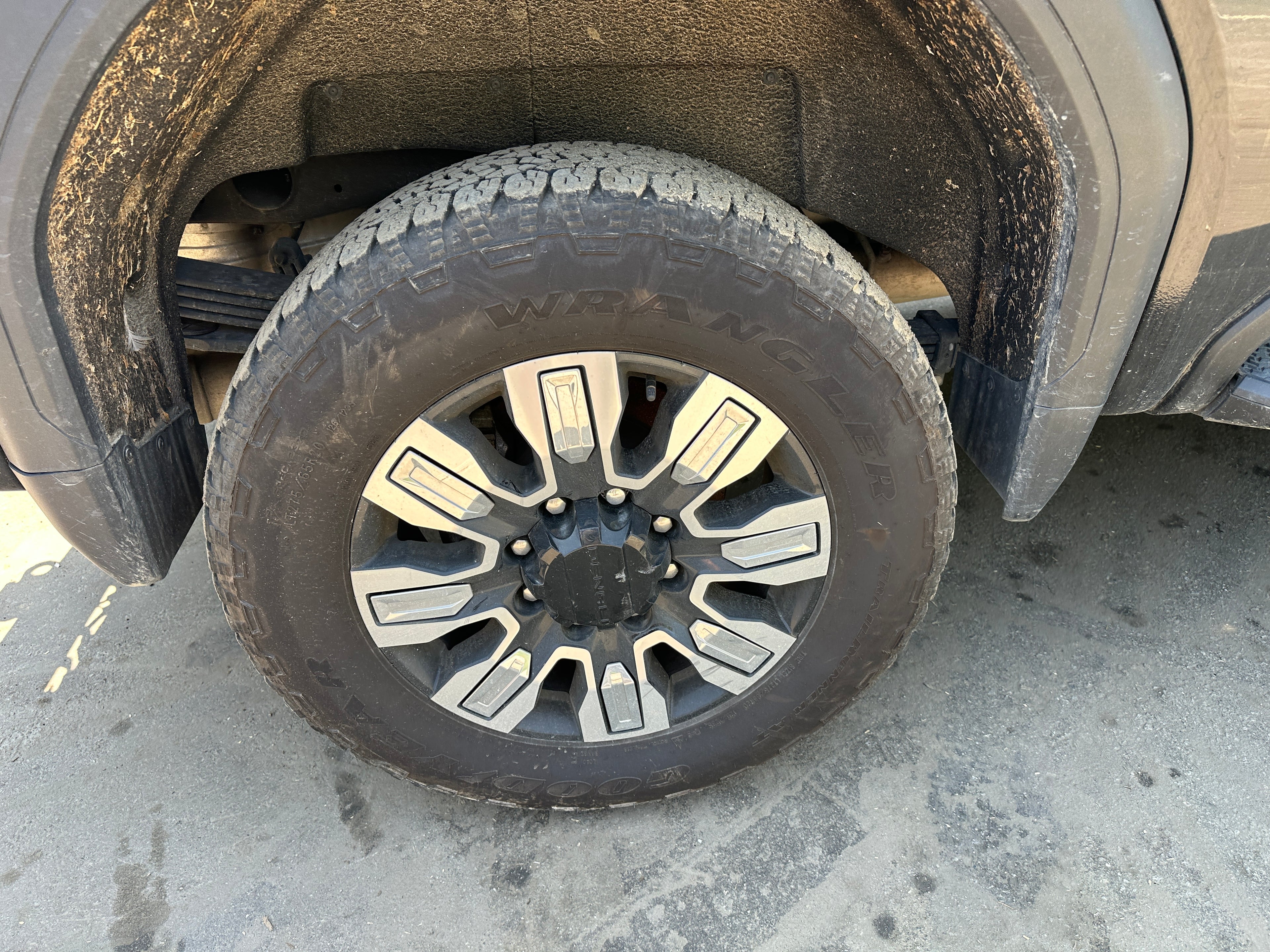 2024 GMC Sierra 3500 Denali 6.6 L5P – G2520