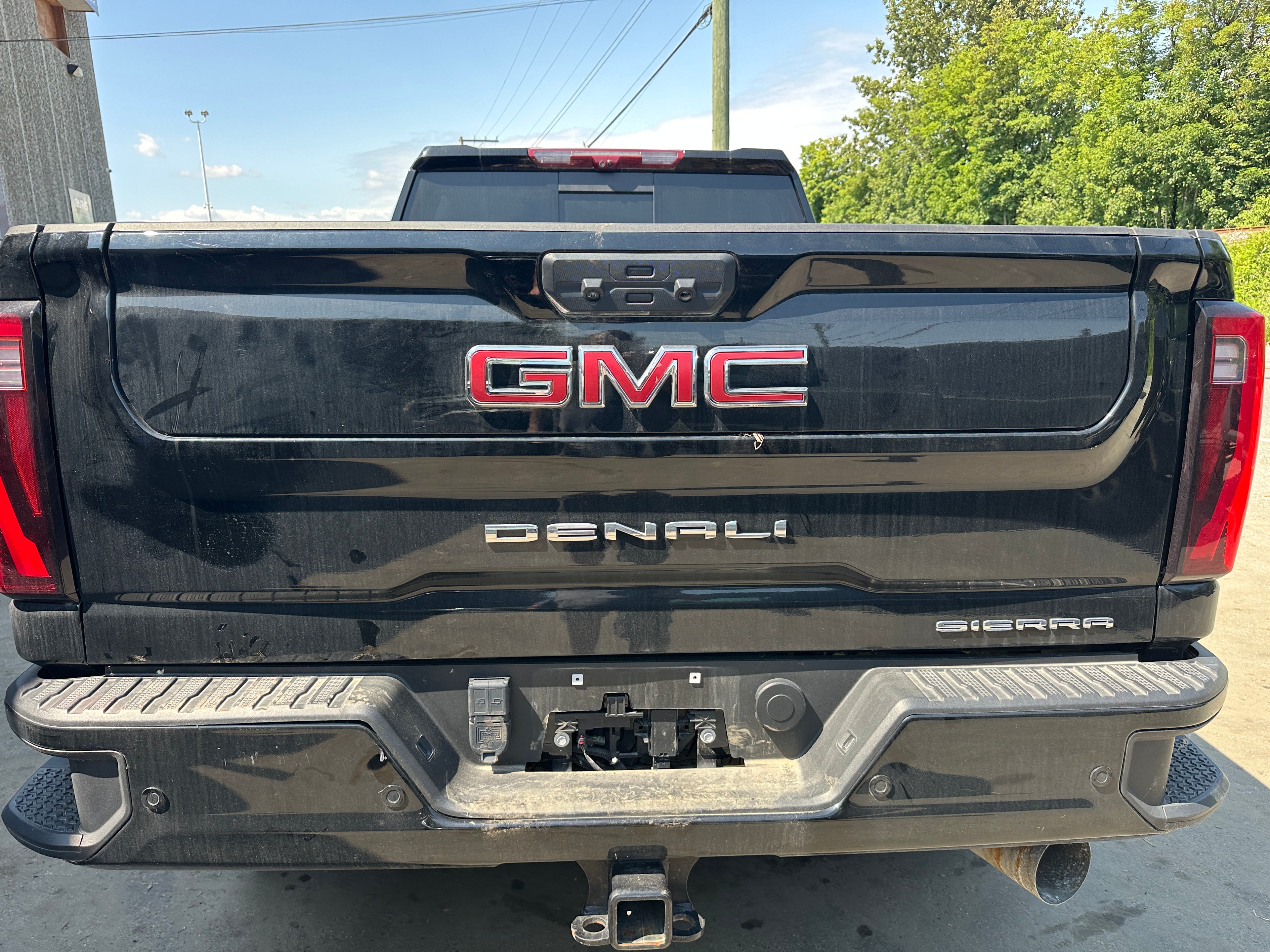 2024 GMC Sierra 3500 Denali 6.6 L5P – G2520