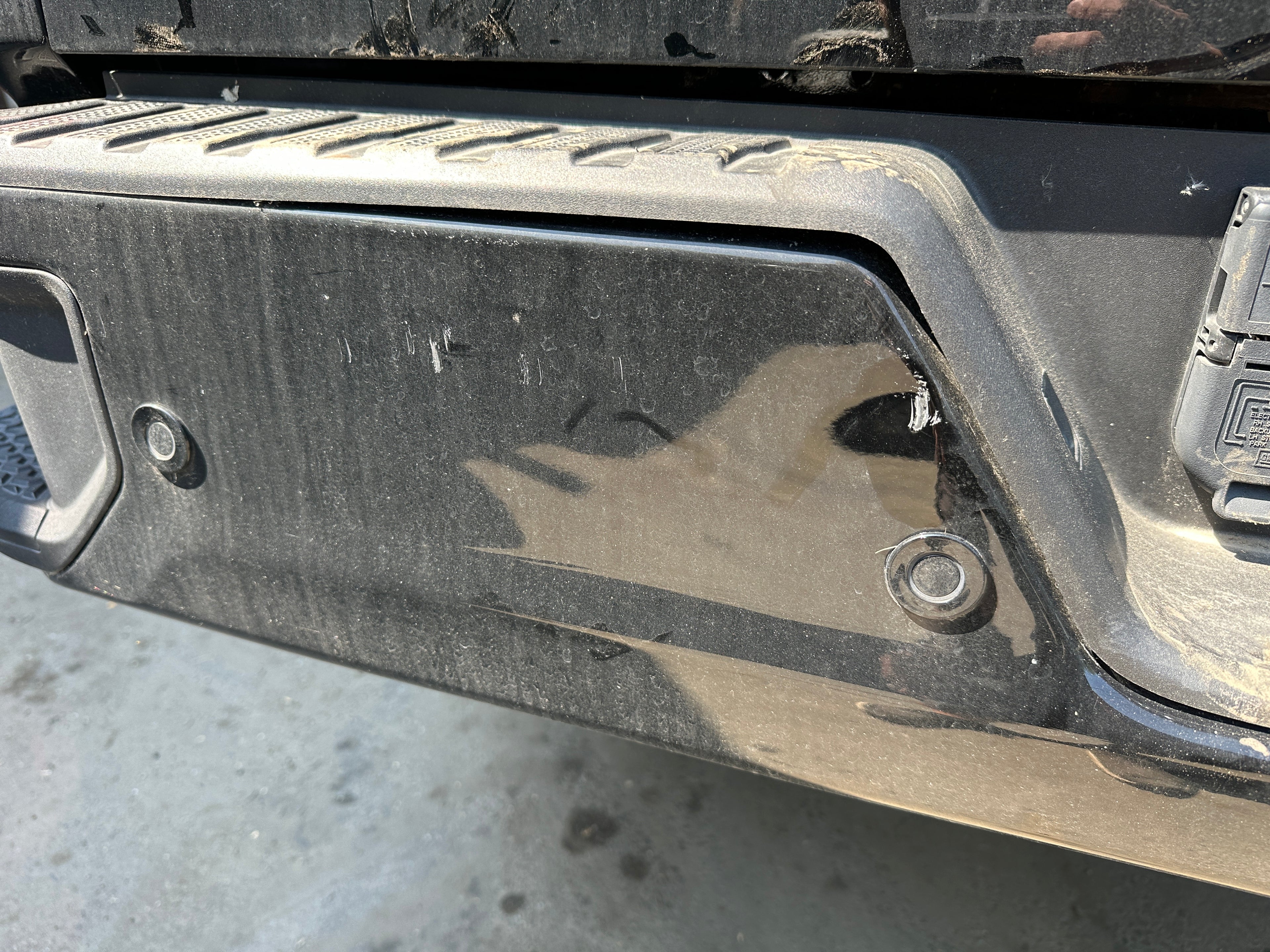 2024 GMC Sierra 3500 Denali 6.6 L5P – G2520