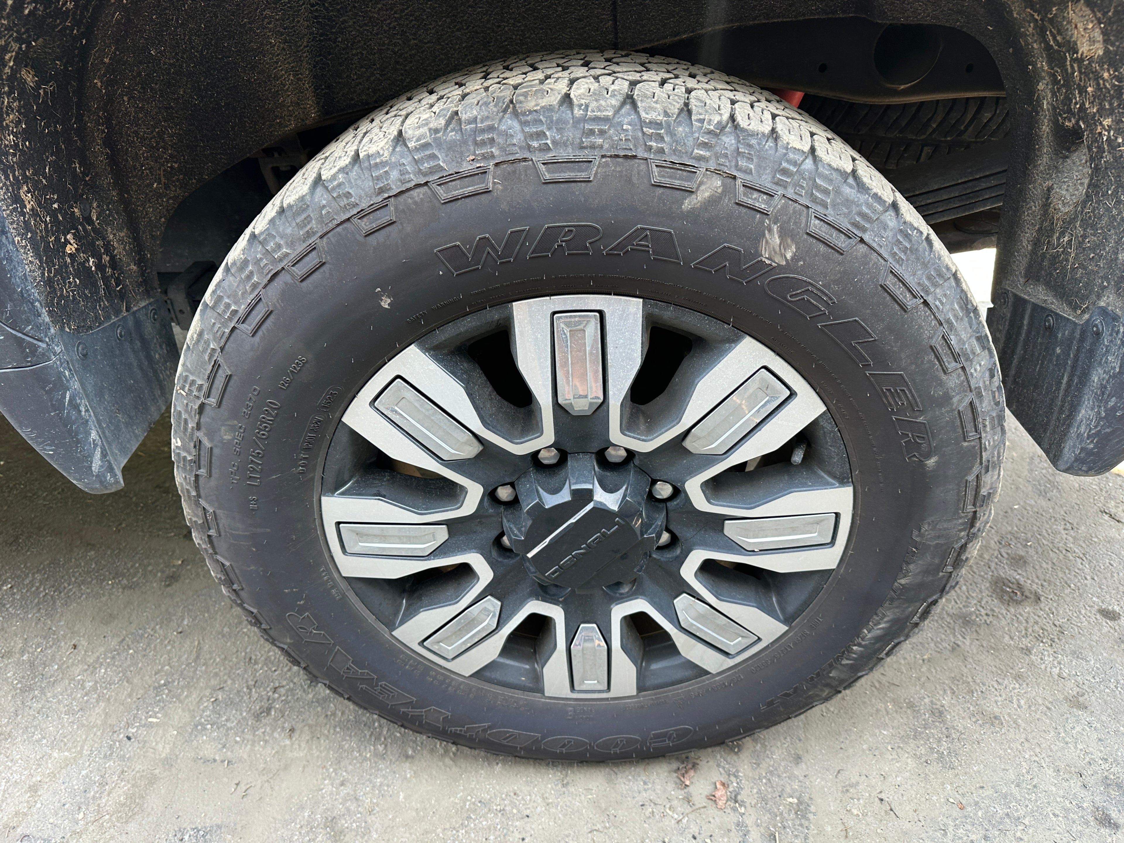 2024 GMC Sierra 3500 Denali 6.6 L5P – G2520