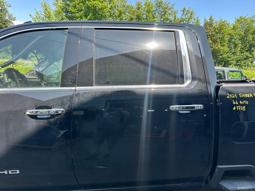 2024 GMC Sierra 3500 Denali 6.6 L5P – G2520