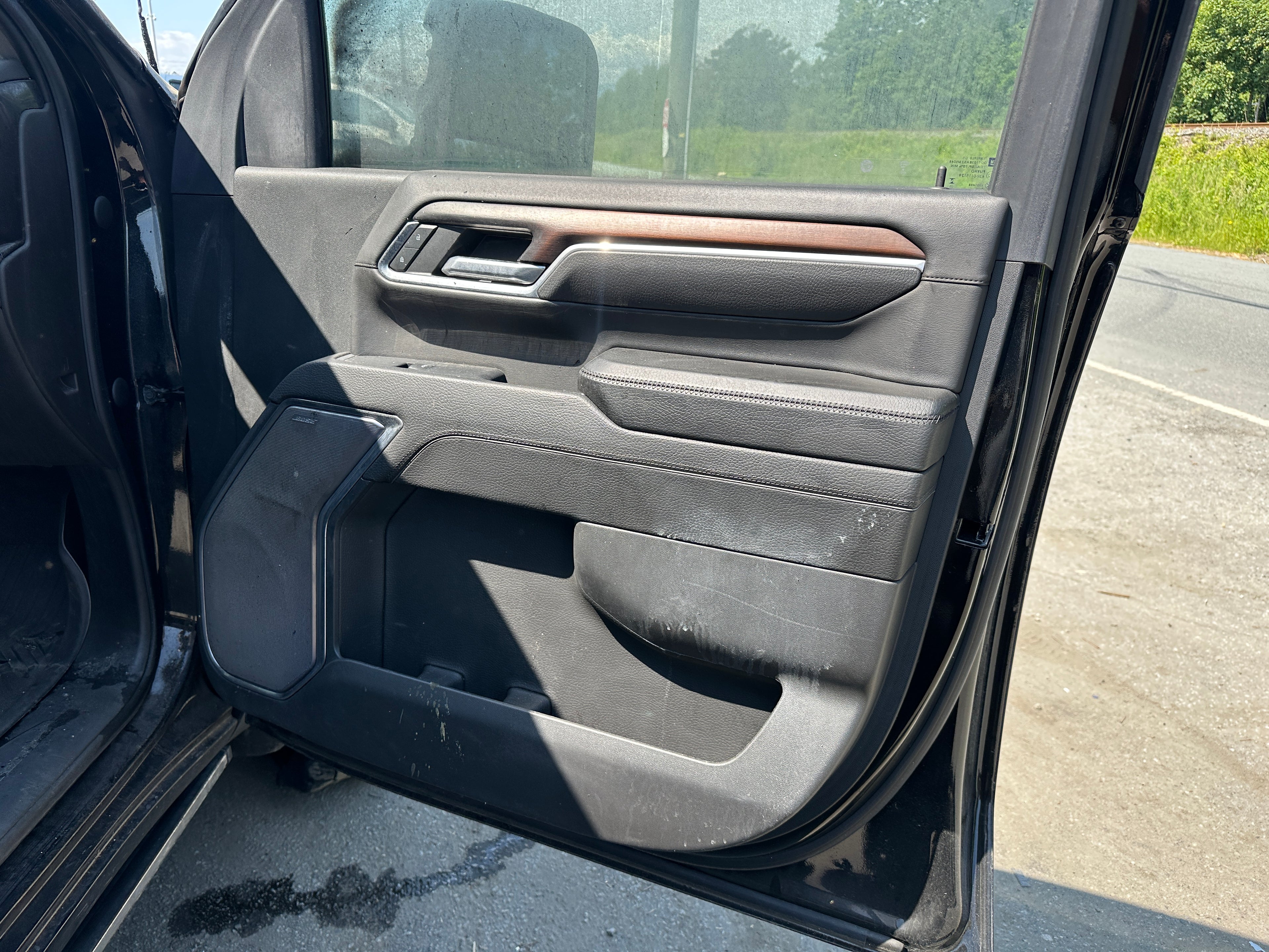 2024 GMC Sierra 3500 Denali 6.6 L5P – G2520