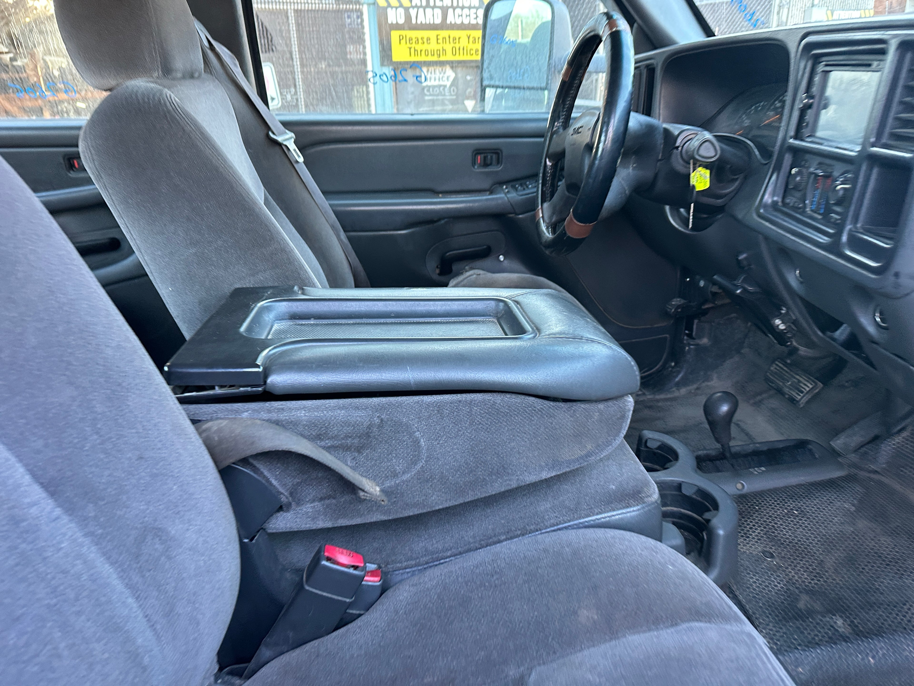 2006 GMC New Sierra K3500 6.6 LBZ Duramax – G2605