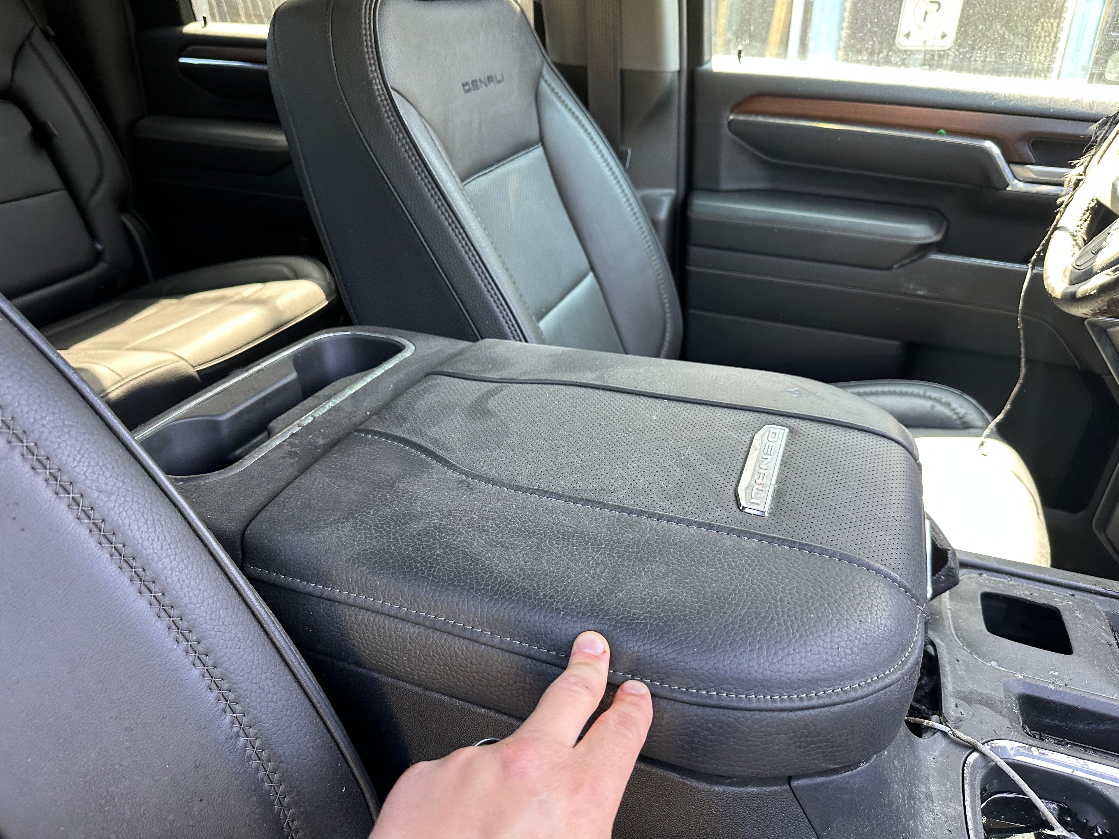 2024 GMC Sierra 3500 Denali 6.6 L5P – G2520