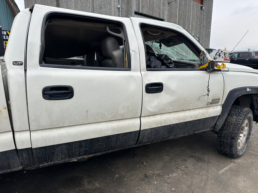 2006 Chevrolet Silverado 3500 6.6L LBZ Duramax – C2506