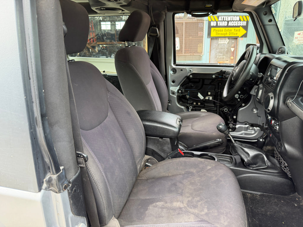 2014 Jeep Wrangler JK Sport 3.6 – J2619
